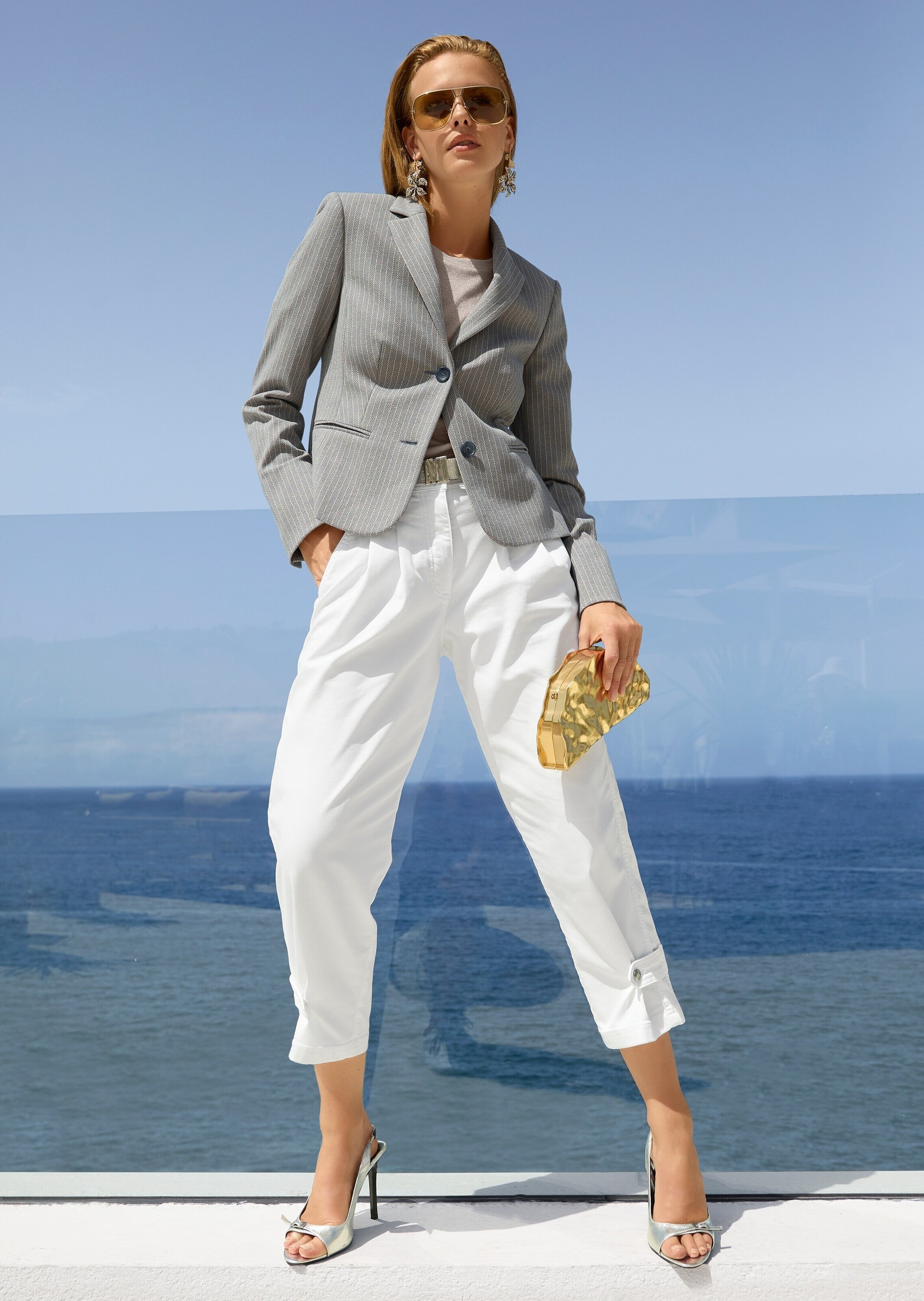 MADELEINE Jackenblazer »Blazer Kurzblazer mit Nadelstreifen« Streifenblazer mit Glanzefekt