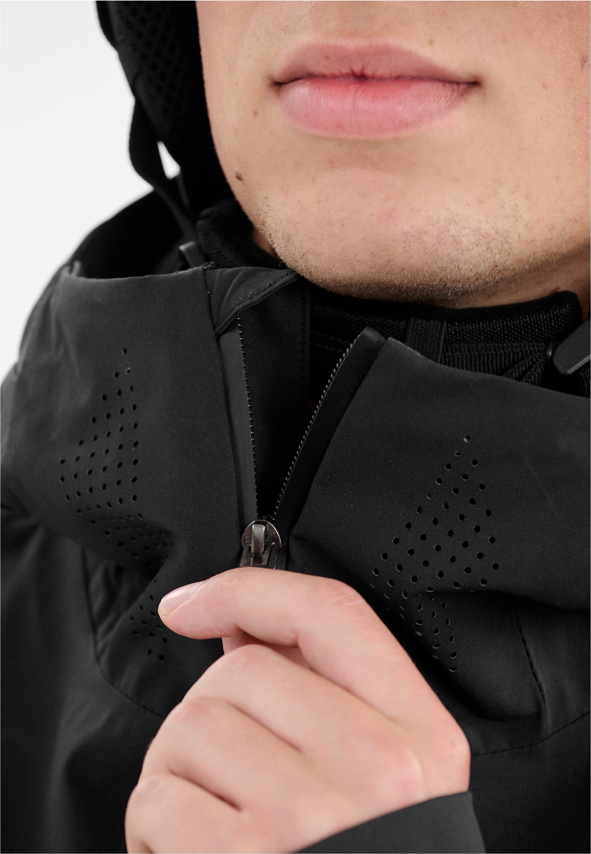 SLOPE Skijacke »Ruki« Im wetterfesten Anorak-Design