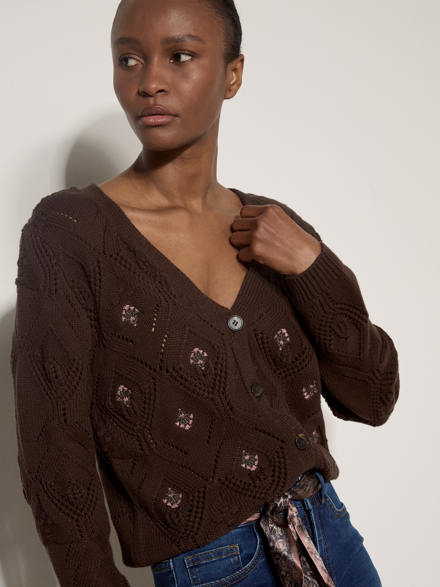 Apricot Cardigan »Pointelle-Strickjacke aus Baumwollmischung« mit Rauten- und Blumenmuster