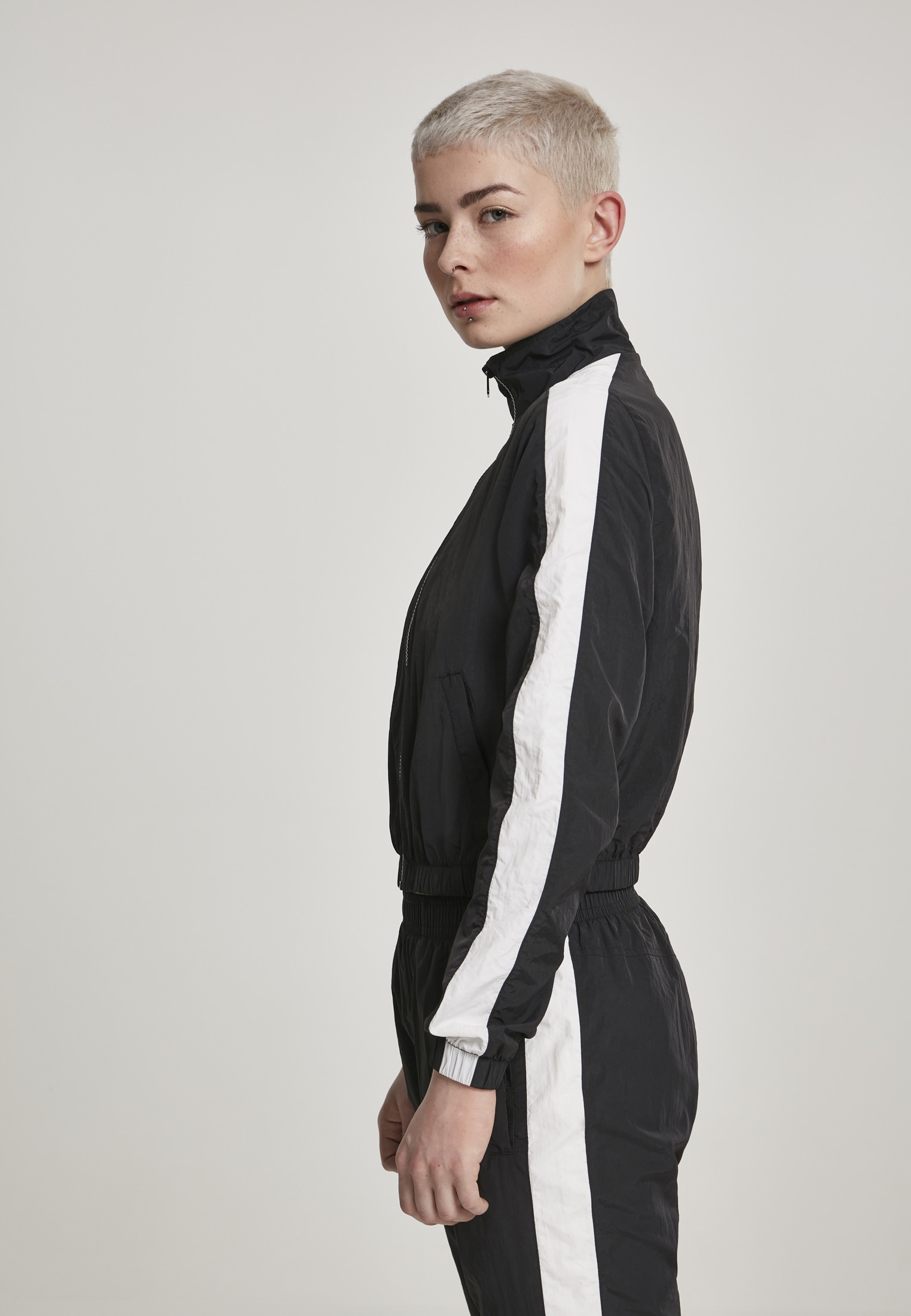 | Jacket«, Short online »Damen Striped Track (1 CLASSICS BAUR URBAN kaufen Crinkle Outdoorjacke Ladies St.)