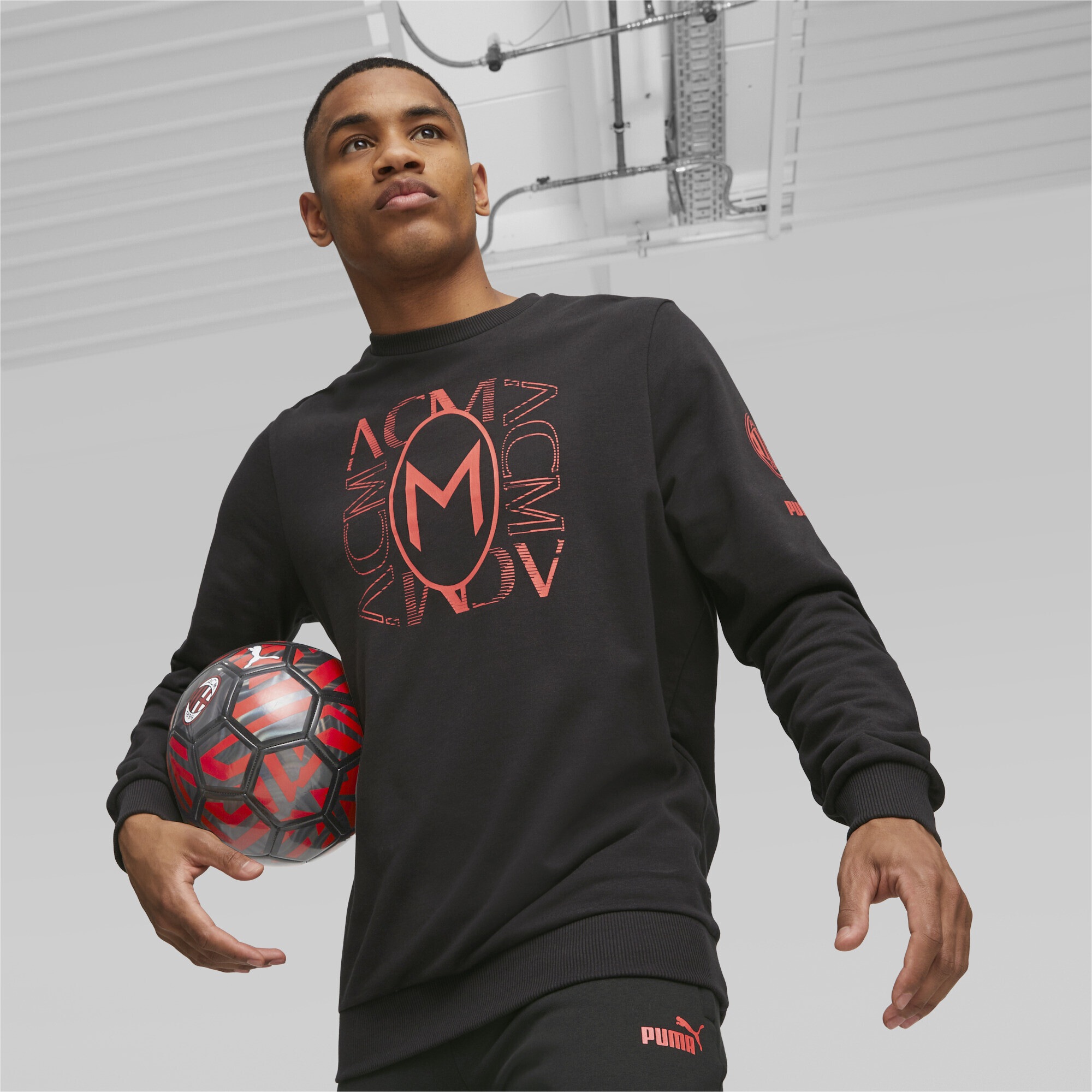 PUMA Sweatshirt »AC Milan FtblCore Sweatshirt Herren«