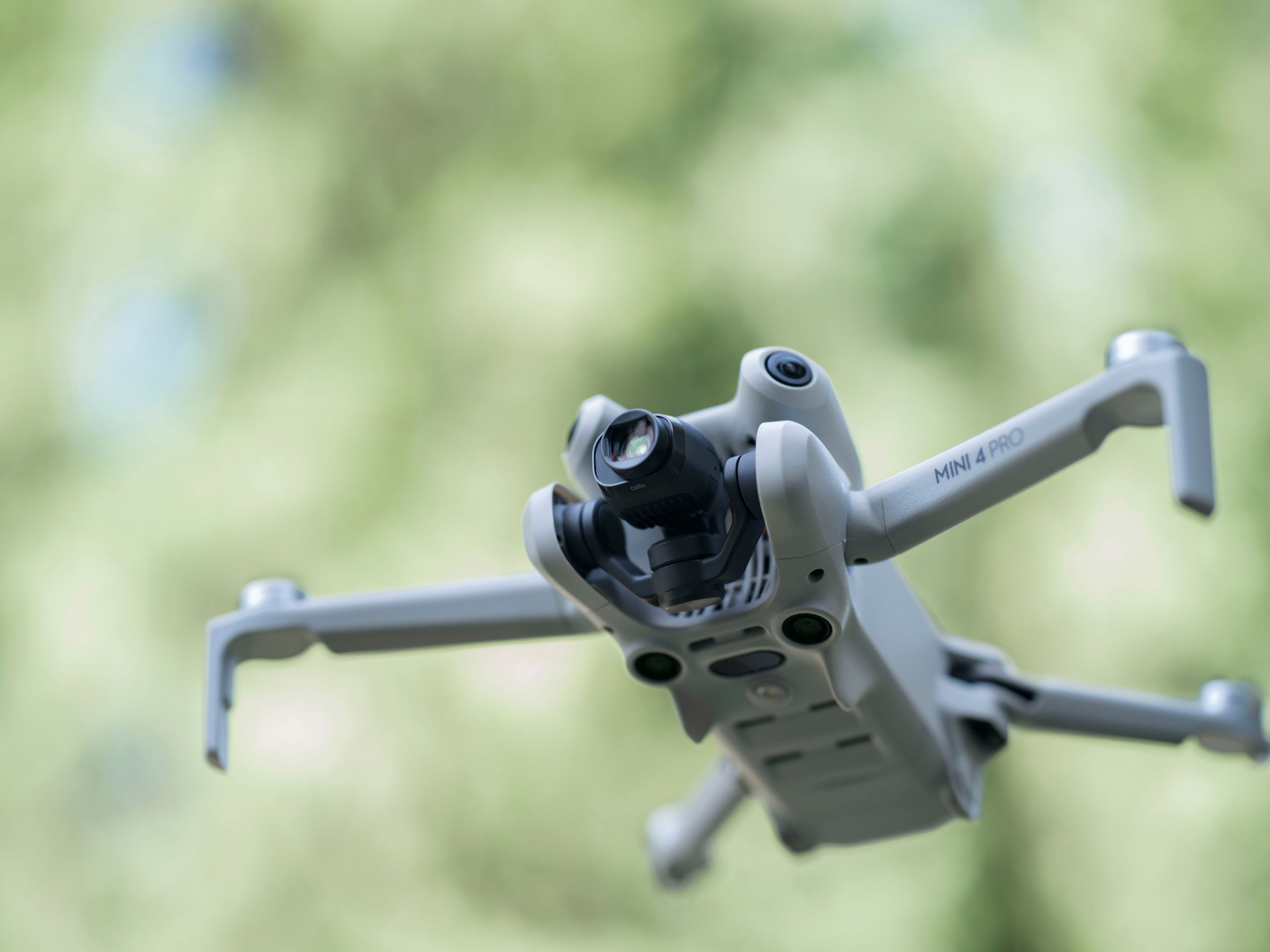 DJI Drohne »Mini 4 Pro (DJI RC 2) (GL)«