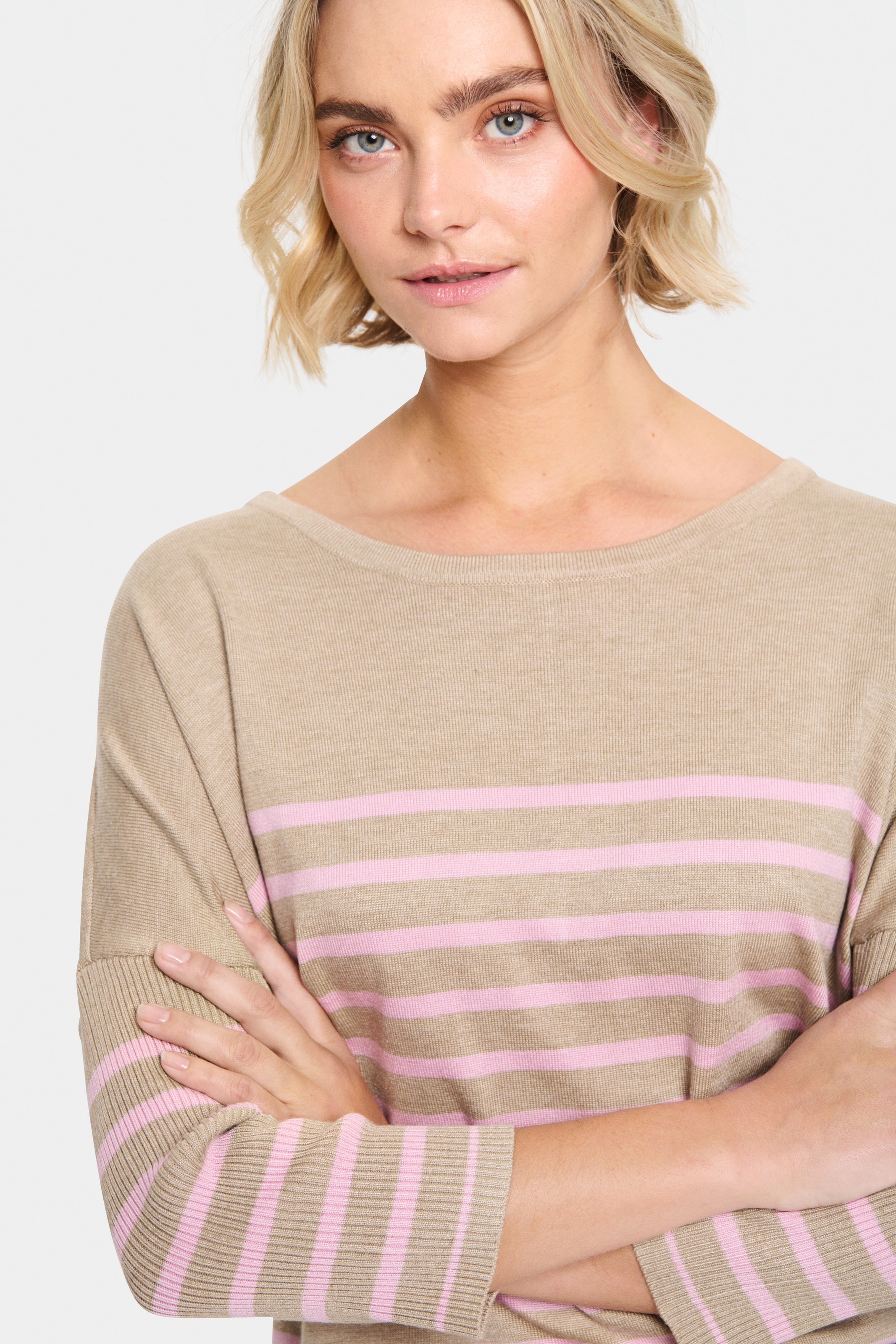 Saint Tropez Strickpullover »MilaSZ R-neck Stripe« Oversize Fit, Feinstrick, Viskosemischung