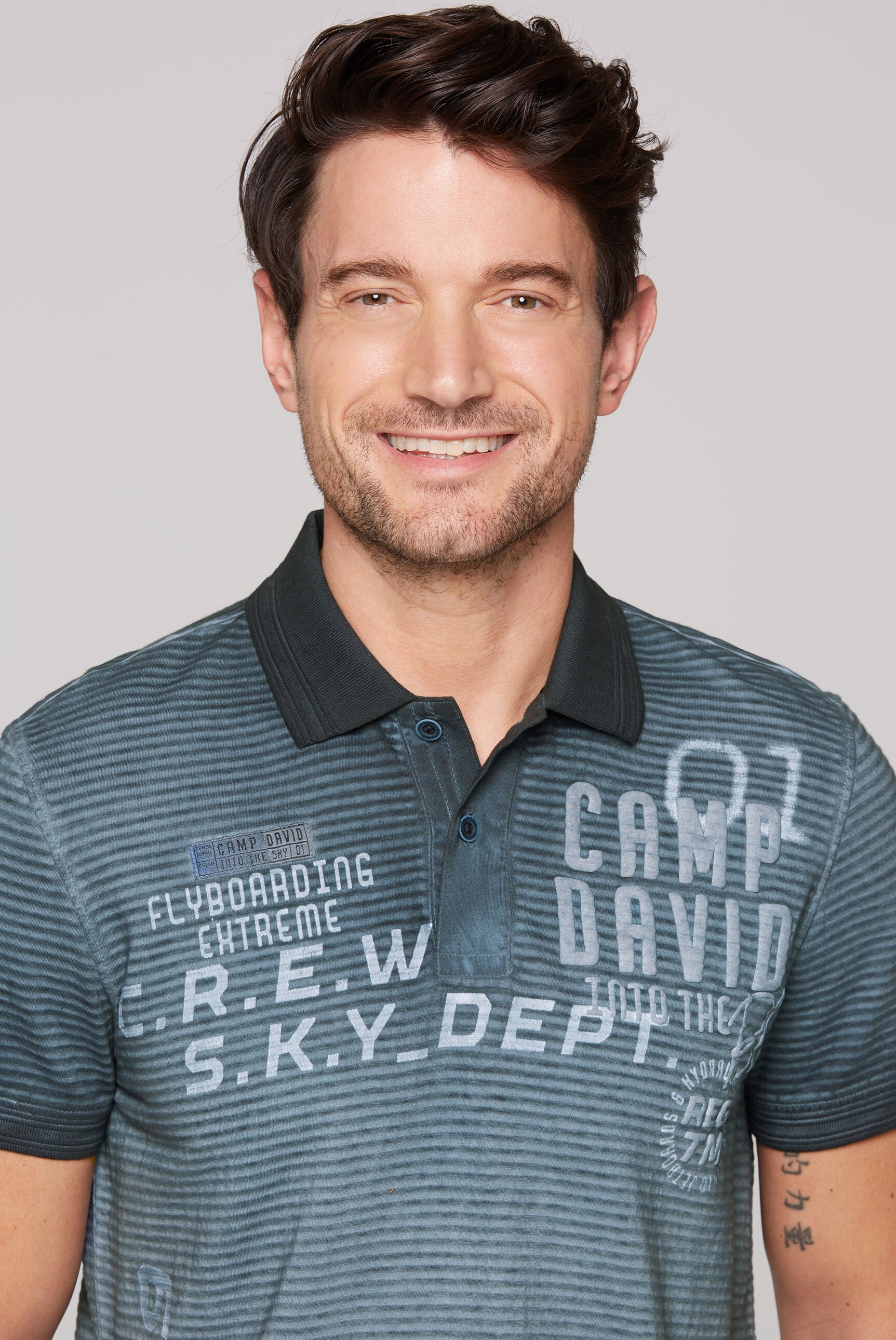 CAMP DAVID Poloshirt, mit Seitenschlitze