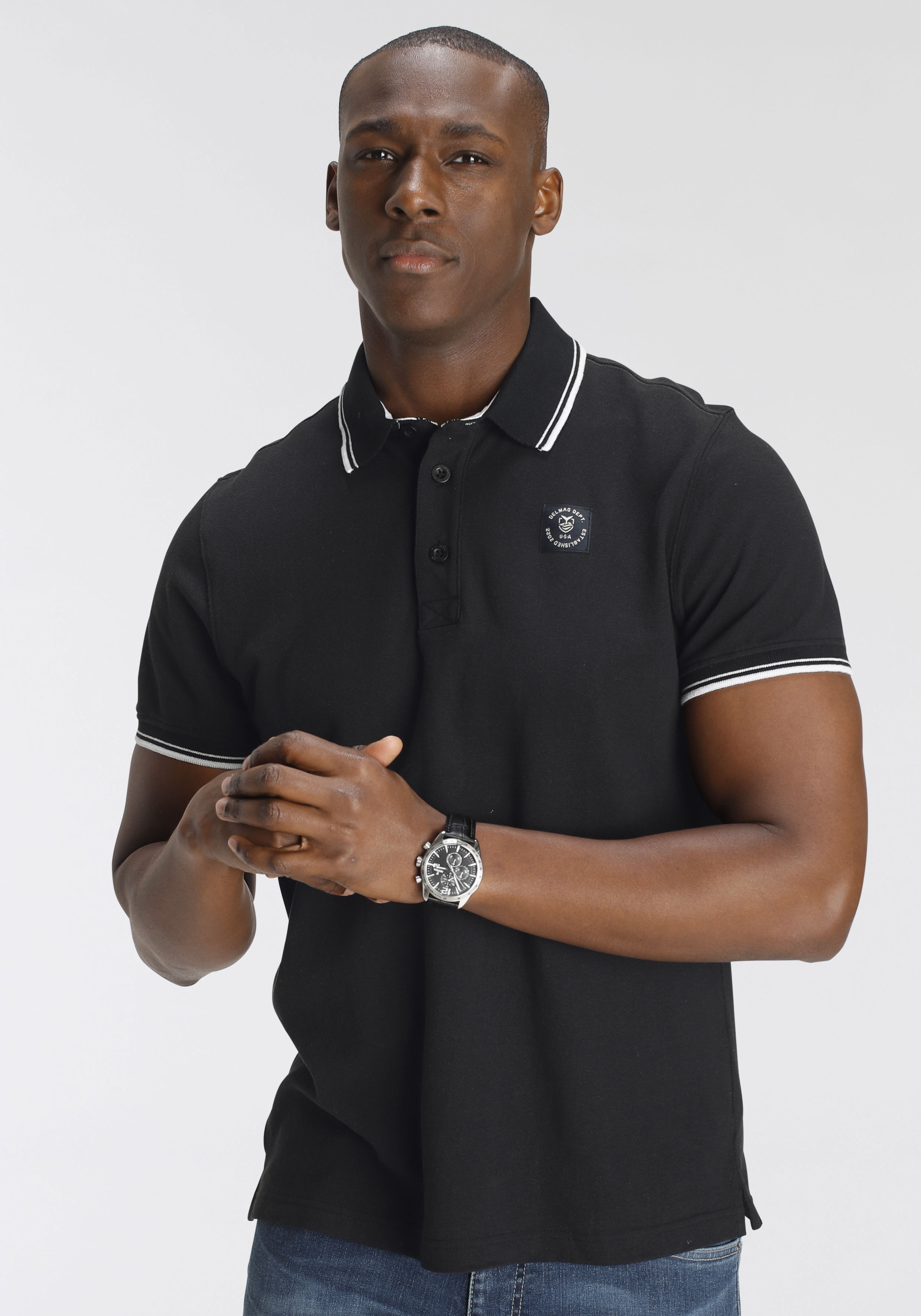 DELMAO Poloshirt "in vielen Sommer Farben Preis-Leistungs Bestseller" Trendige lockere Passform, immer perfekt gestylt Sportlicher Look