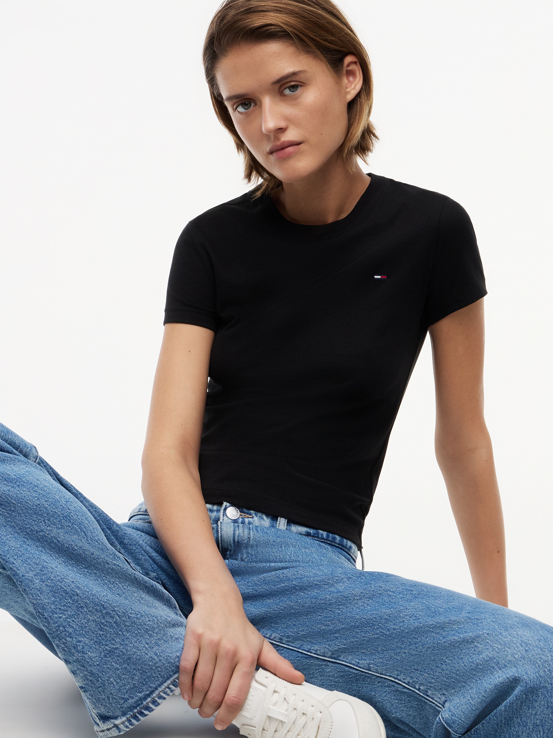 Tommy Jeans Kurzarmshirt "TJW SLIM C-NECK TEE" mit Logo-Stickerei