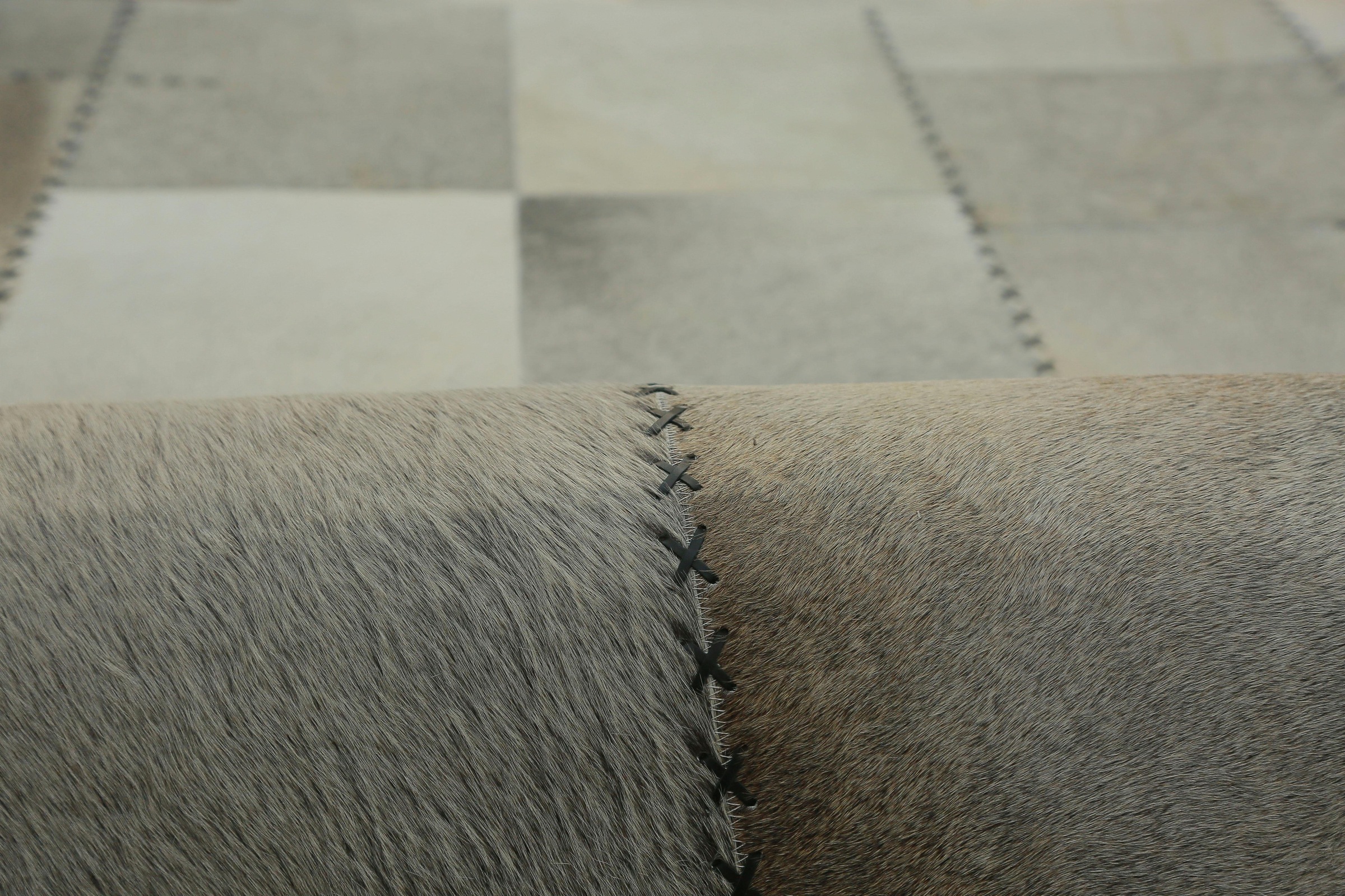 calo-deluxe Lederteppich »Solut 305 - Fellteppich«, rechteckig, 8 mm Höhe, echtes Rinderfell, Patchwork, Wohnzimmer