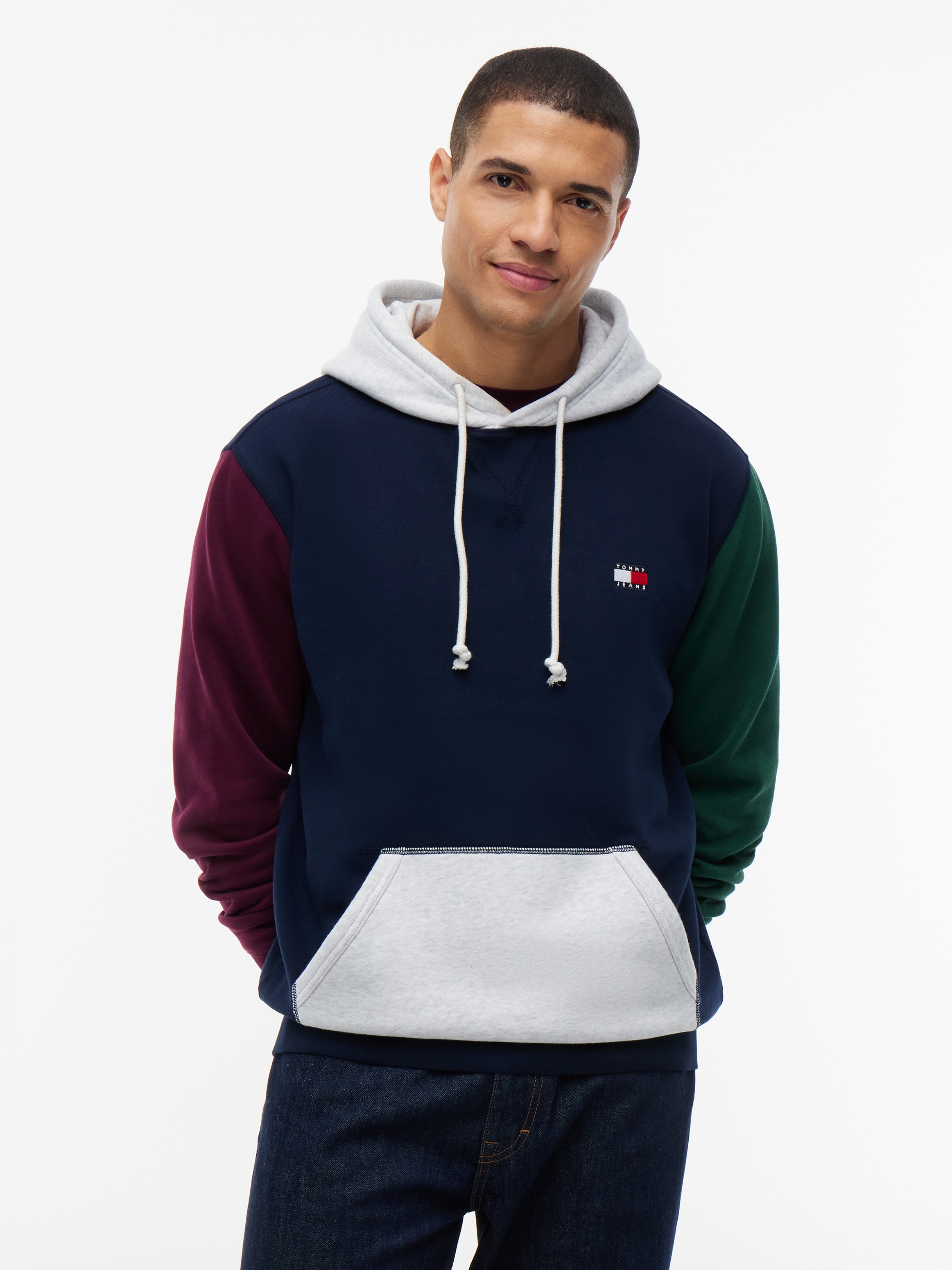 Tommy Jeans Kapuzensweatshirt "REGULAR BADGE HOODIE", Regular fit mit Kapuze