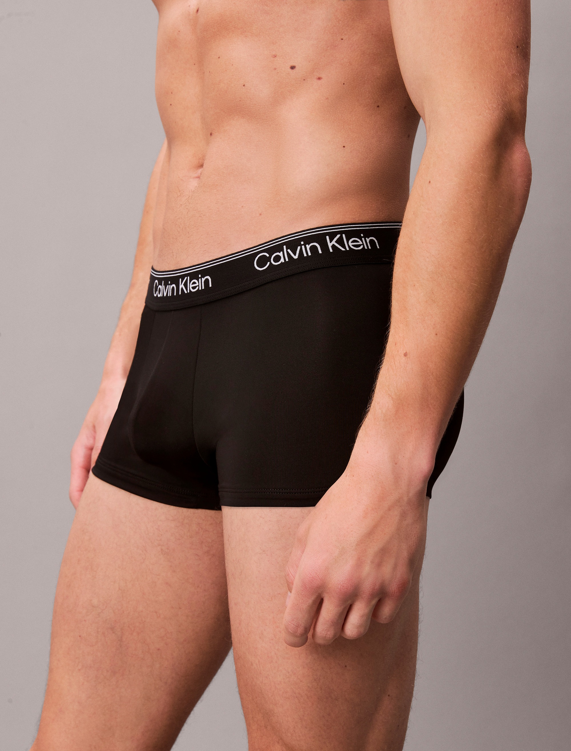 Calvin Klein Underwear Trunk »LOW RISE TRUNK 3PK«, (Packung, 3er-Pack), mit Logo-Elastikbund