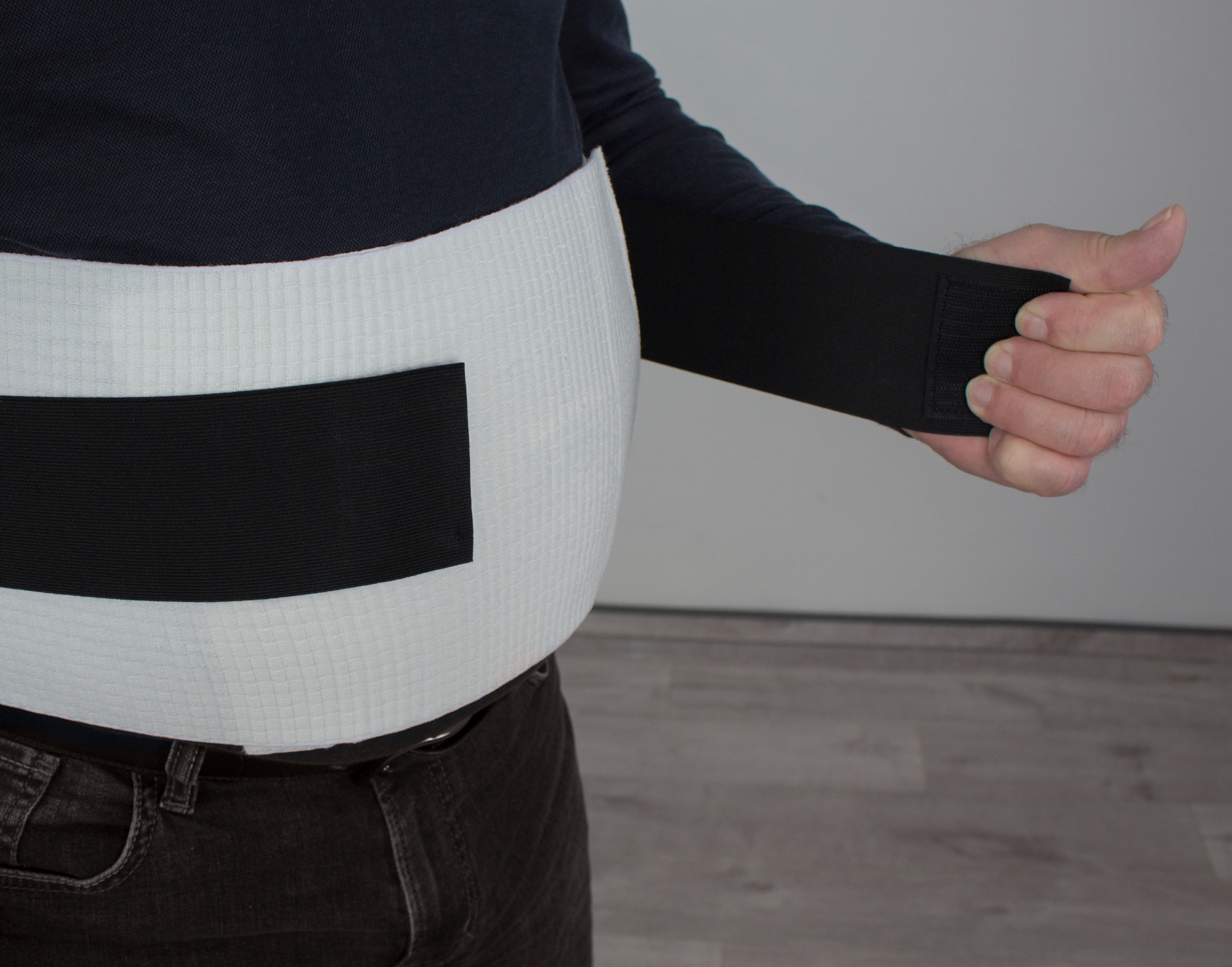 Hydas Stützbandage »XXL Bauch- und Rückenstützgürtel mit Outlast®«, Unterstützt u.a. bei Muskelschwäche, Bandscheibenbeschwerden uvm.