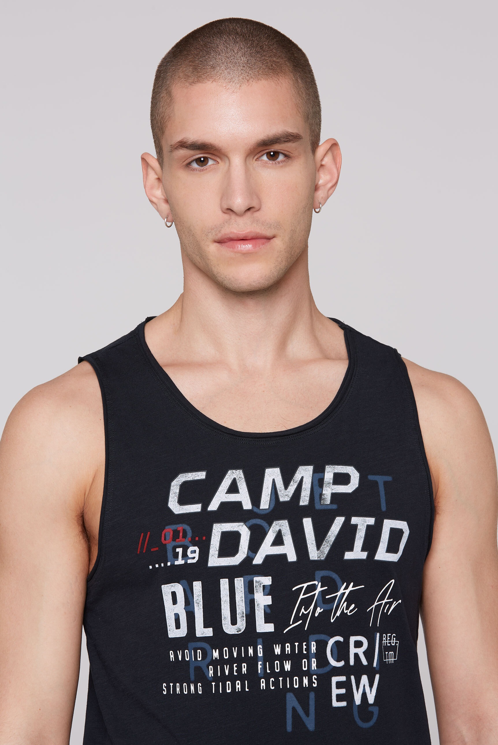 CAMP DAVID Tanktop, mit offenen Kanten an den Ausschnitten