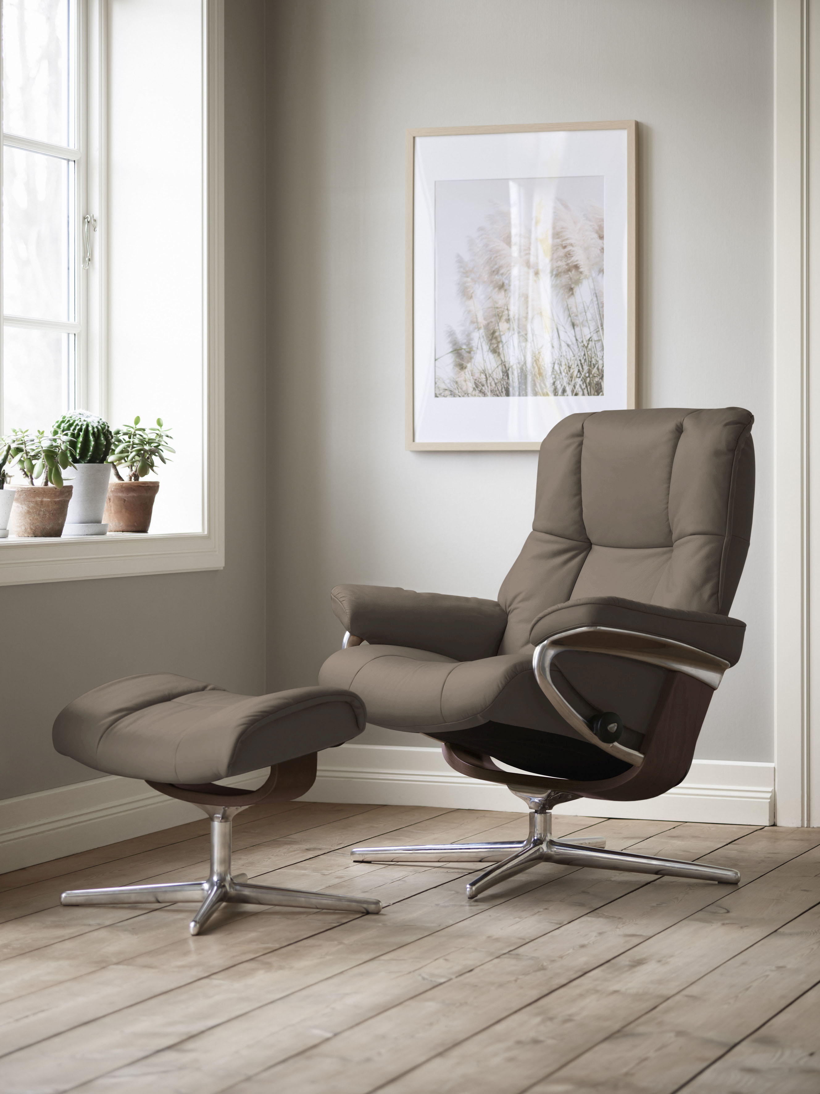Stressless Relaxsessel "Mayfair" Set, Relaxsessel mit Hocker, mit Hocker, mit Cross Base, Größe S, M & L, Holzakzent Braun