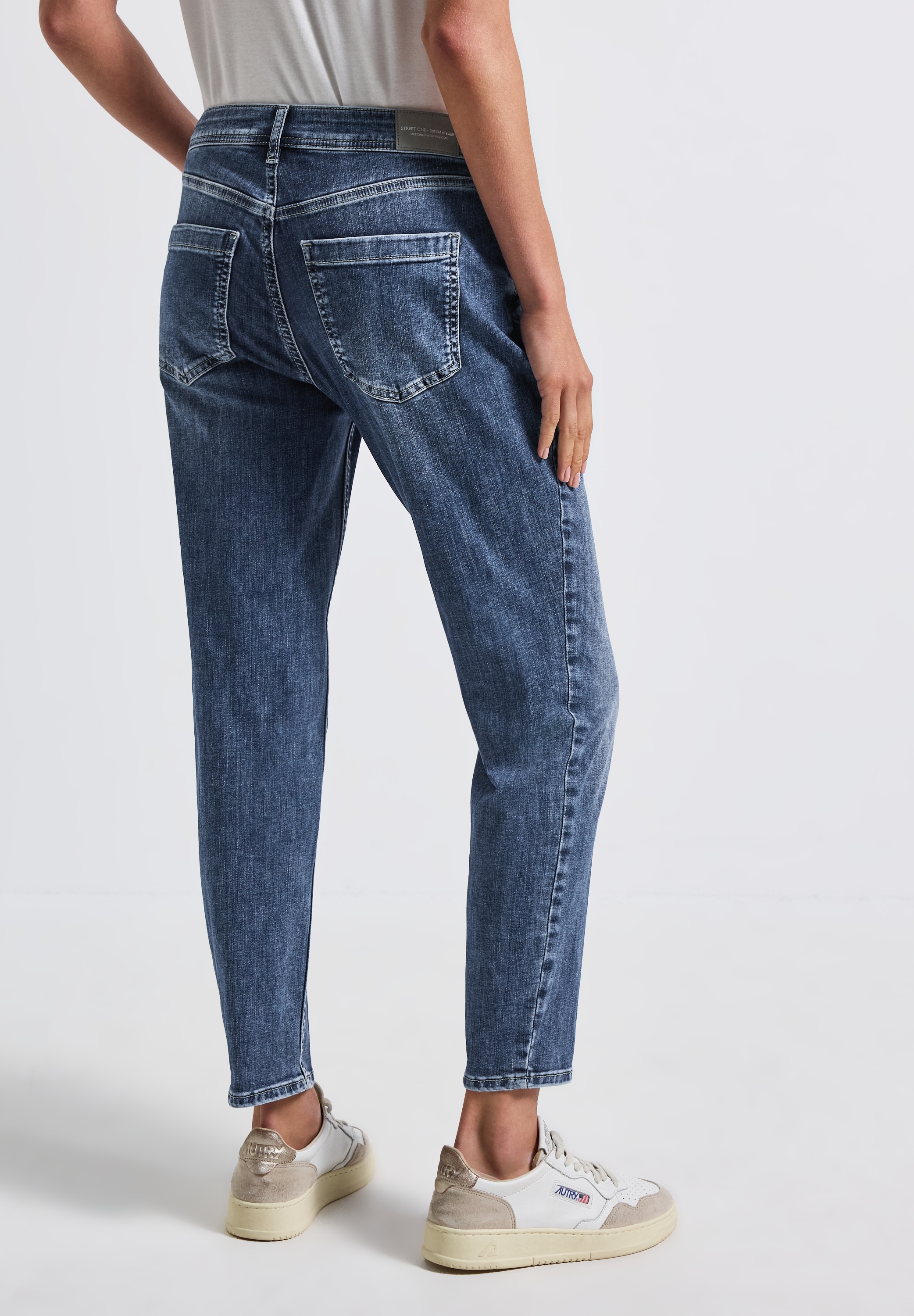 STREET ONE Loose-fit-Jeans, Middle Waist günstig online kaufen