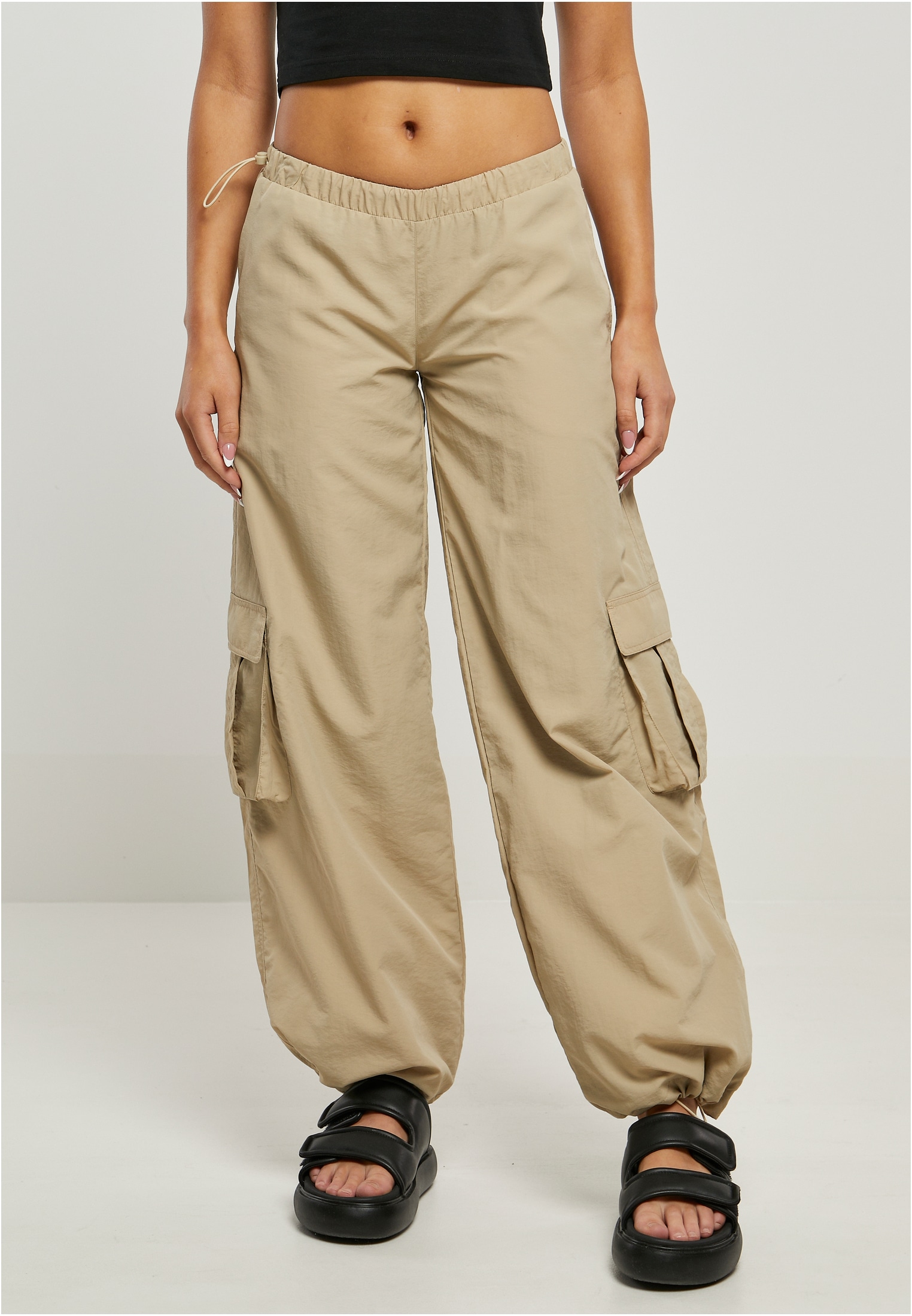 URBAN CLASSICS Cargohose »Damen Ladies Wide Crinkle Nylon Cargo Pants«, (1  tlg.) online bestellen | BAUR | Weite Hosen