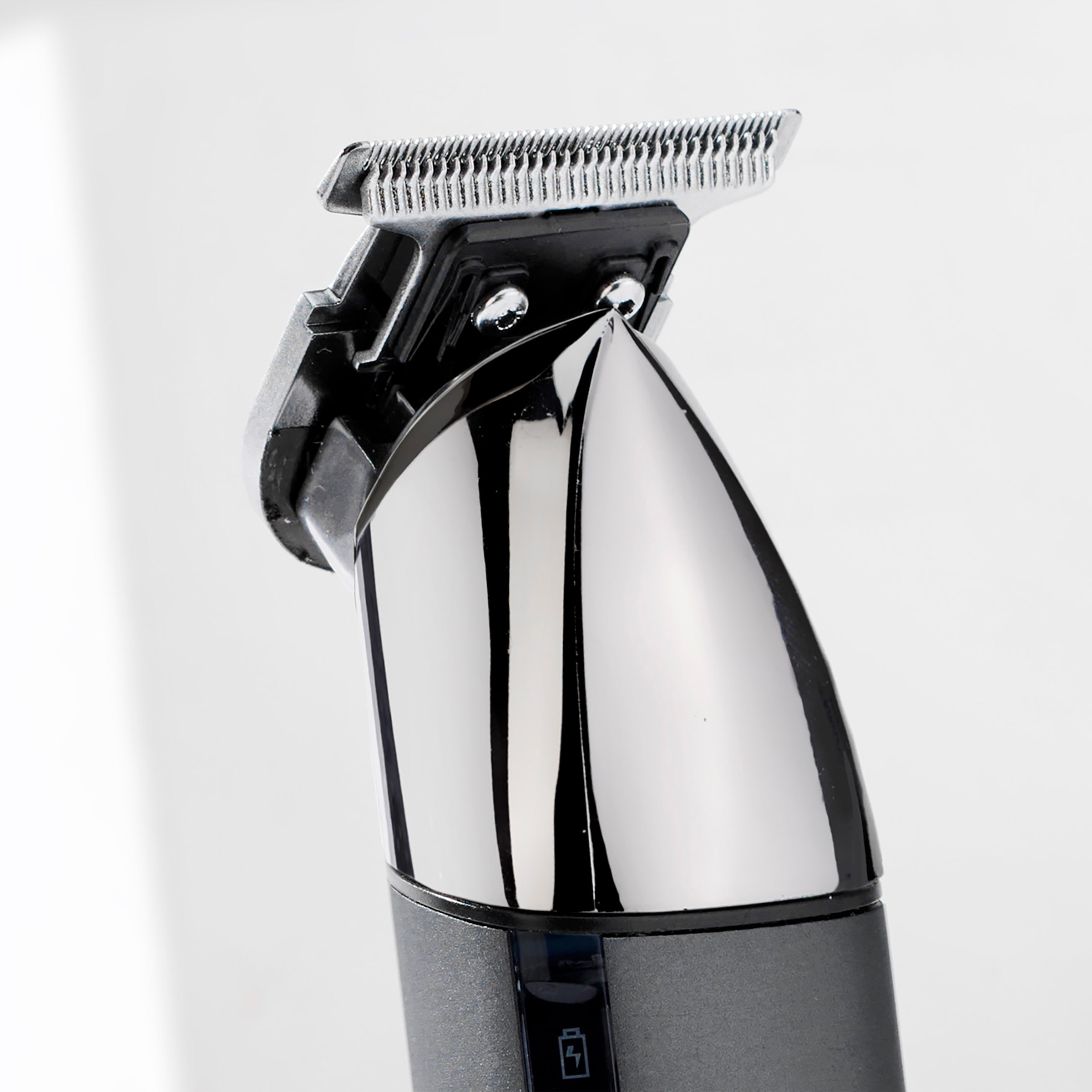 BaByliss Bartschneider »Super-X Metal Bartrimmer«, 2 Aufsätze, Japanese Steel Titanium