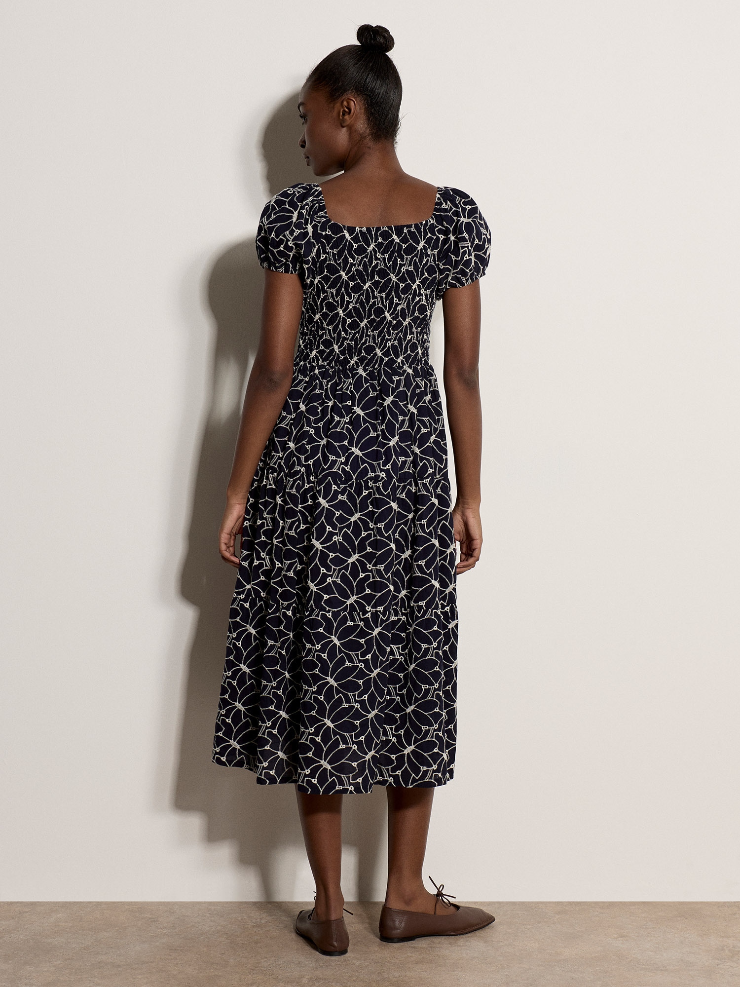 Apricot Midikleid »Midikleid« Stickerei