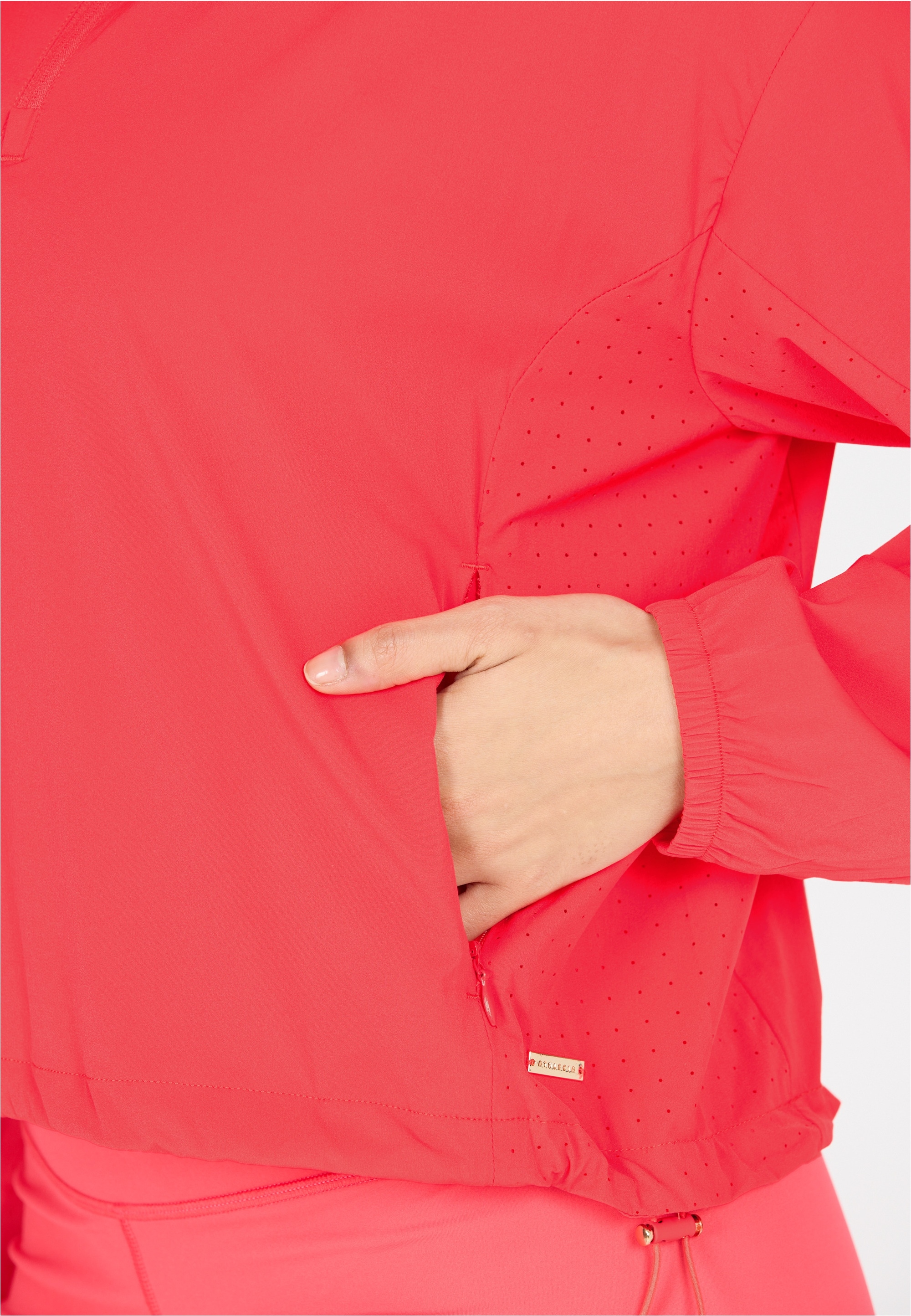 ATHLECIA Outdoorjacke »Sharma«, aus atmungsaktivem Material
