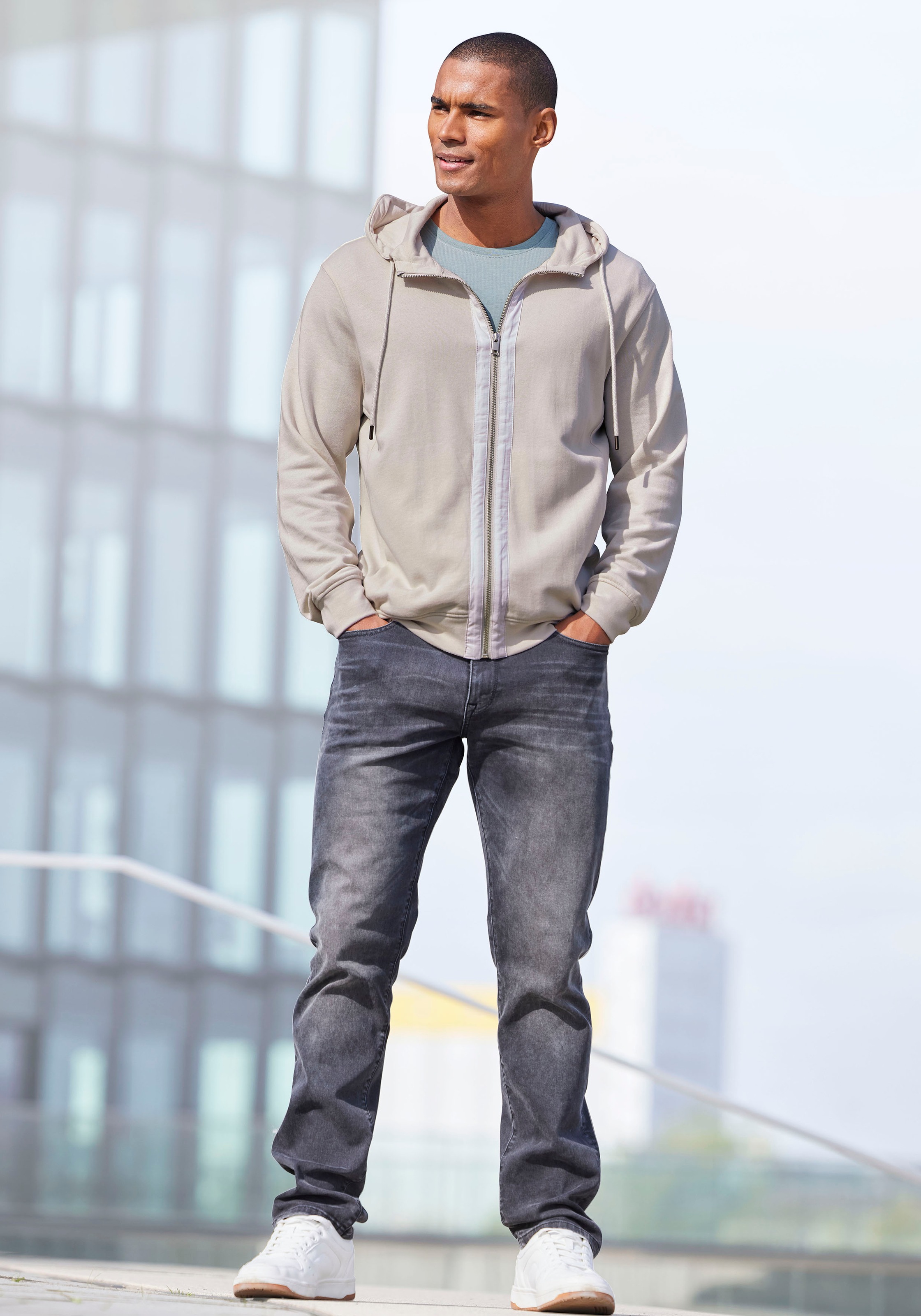 AUTHENTIC LE JOGGER Kapuzensweatjacke, Sweatjacke mit Eingrifftaschen aus Baumwoll-Mix