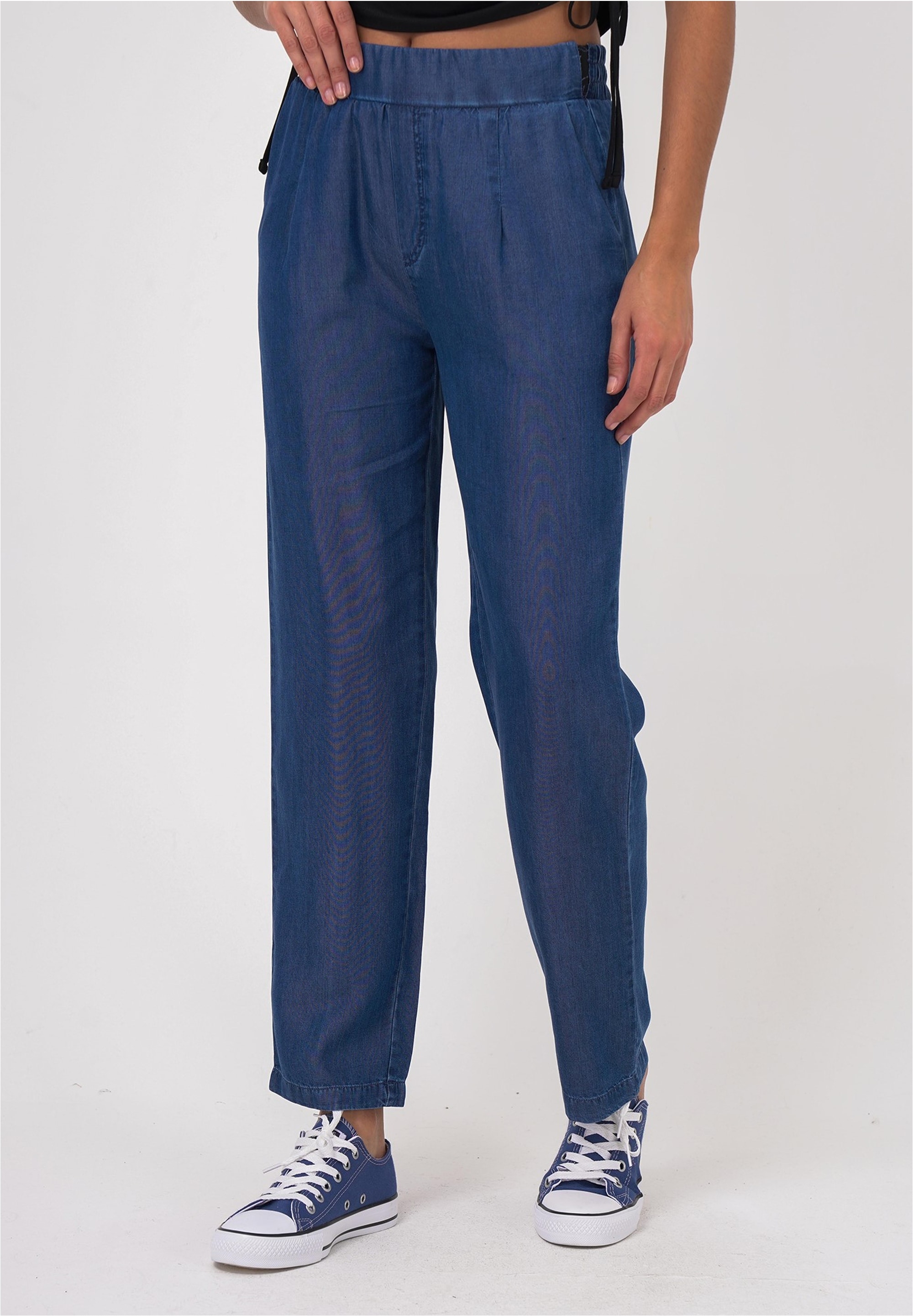 freshlions Stoffhose "Pamela" in klassischem Design günstig online kaufen