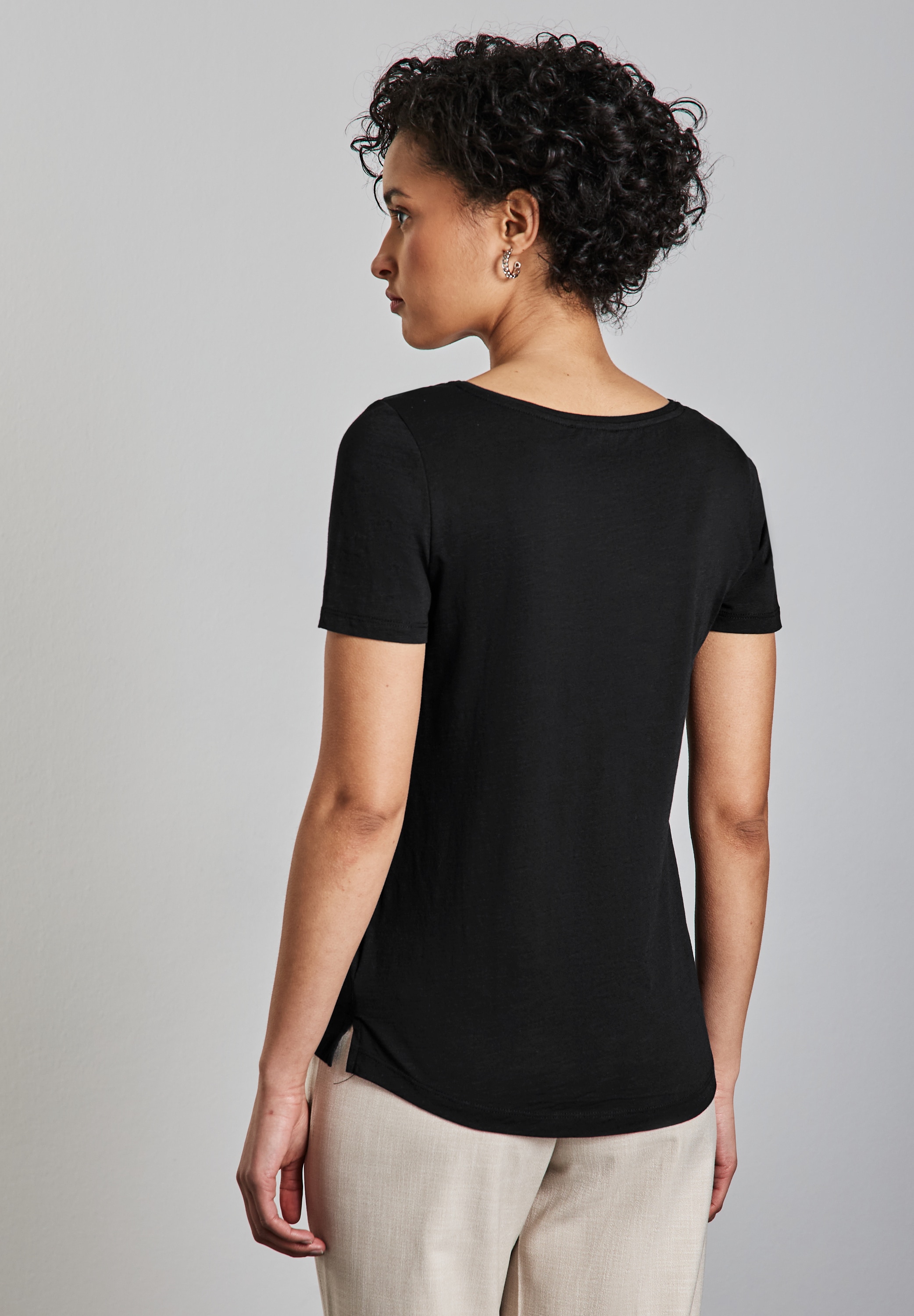 STREET ONE V-Shirt, im soften Baumwoll-Mix