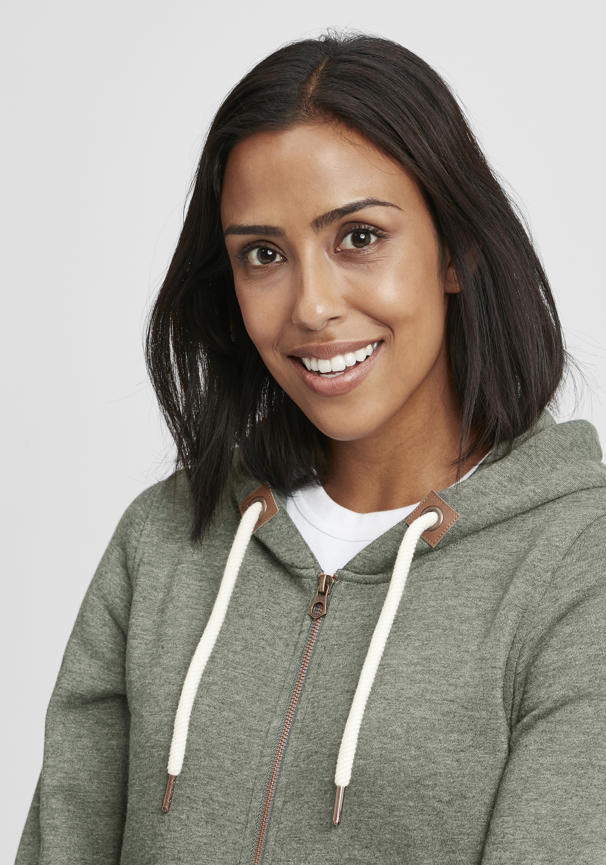 OXMO Sweatjacke »Sweatjacke OXVicky«
