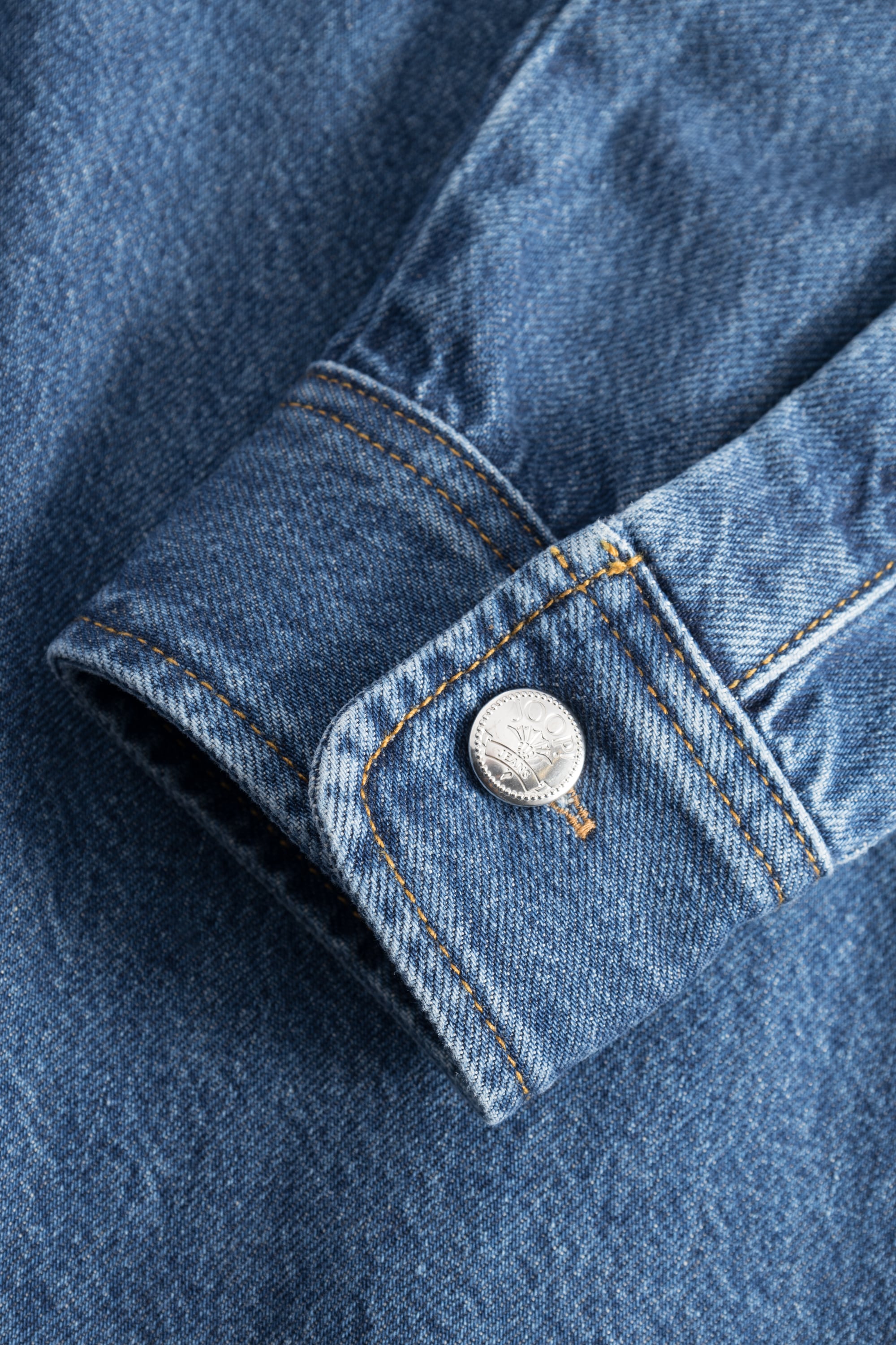 Joop Jeans Jeansbluse »Udela«, Mit Rundhalsausschnitt