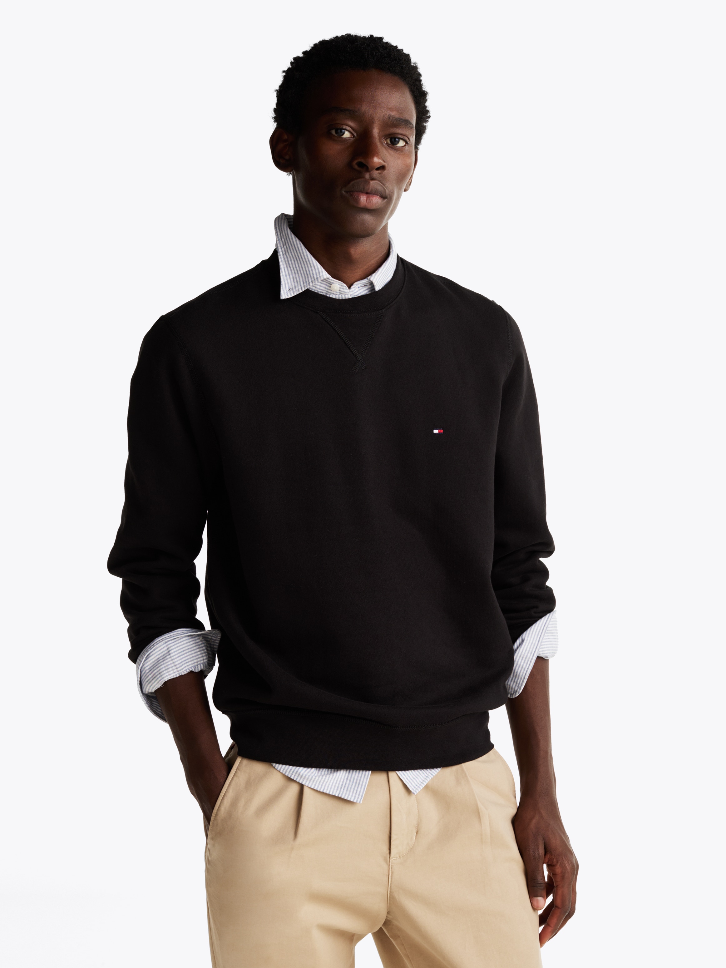 Tommy Hilfiger Sweatshirt "ESSENTIAL FLEECE CREWNECK", mit Tommy Hilfiger Logostickerei, Regular Fit