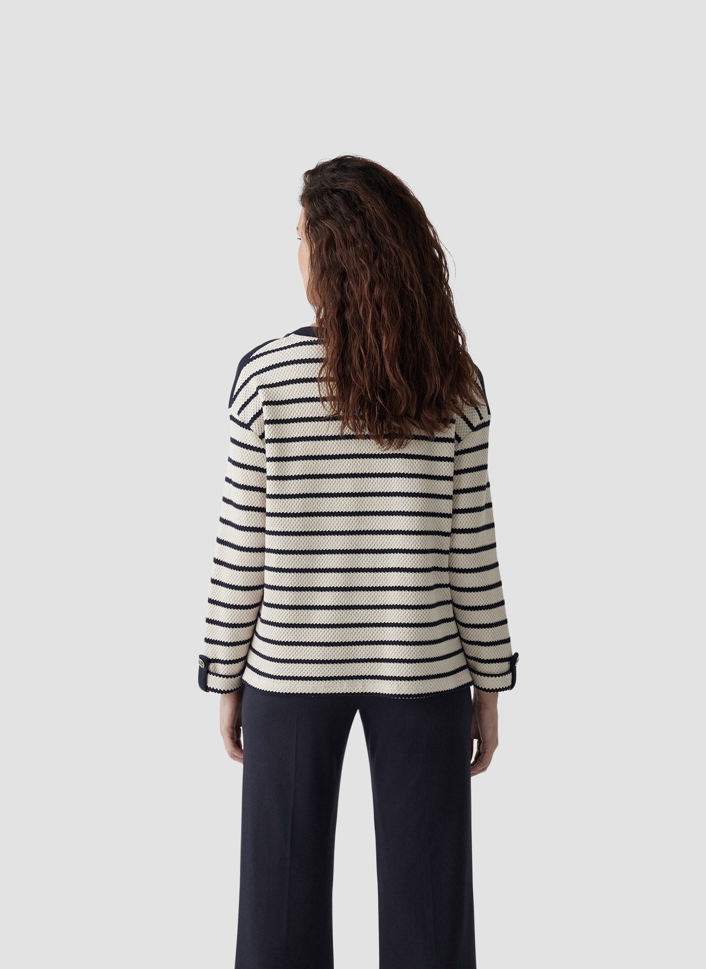 LeComte Sweatjacke »LeComte Gestreiftes Sweatshirt mit Details an Schulter und Ärmel«