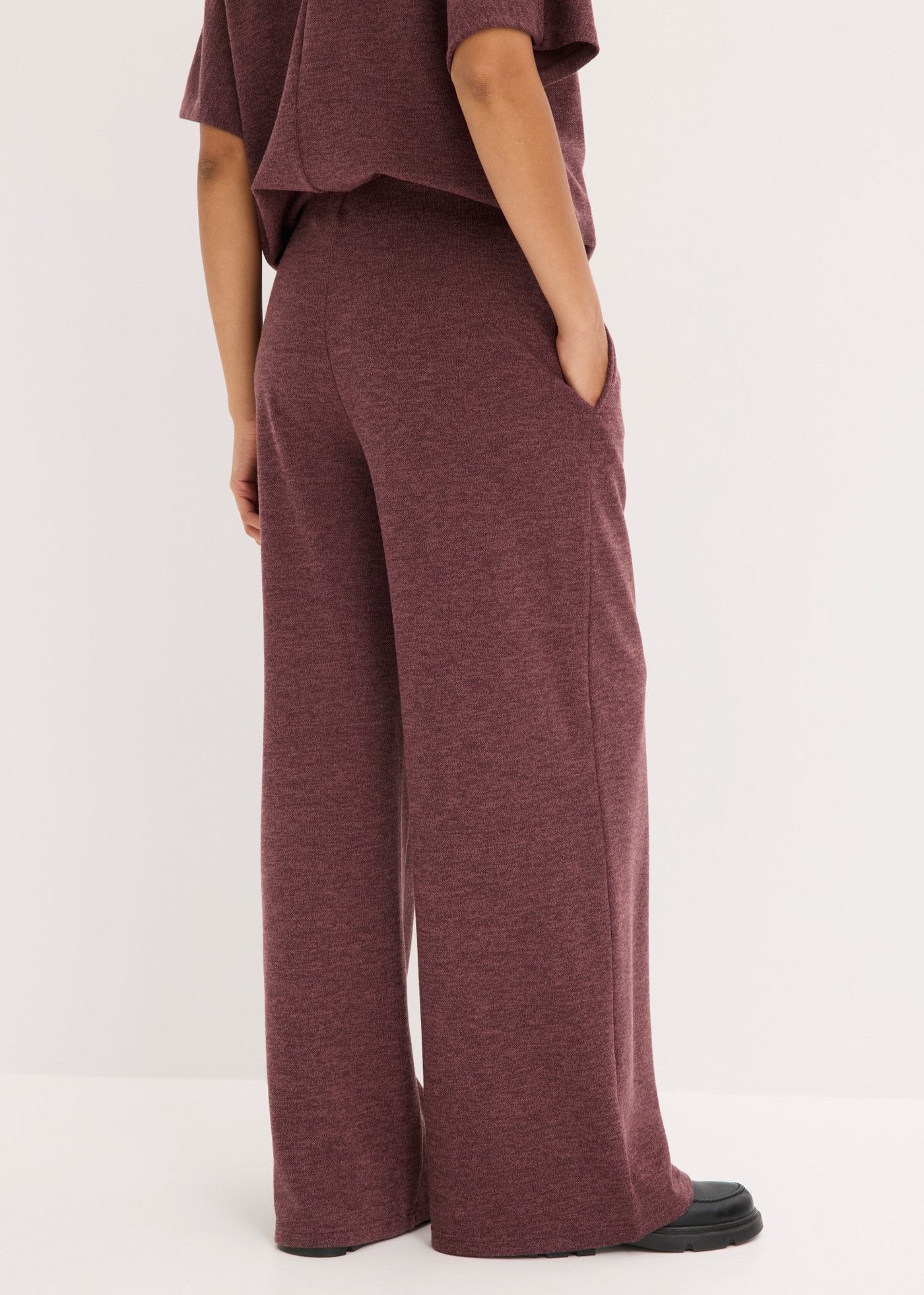 bonprix Stoffhose  mit elastischem Bund, Loose Fit, aus Polyester und Elasthan, casual