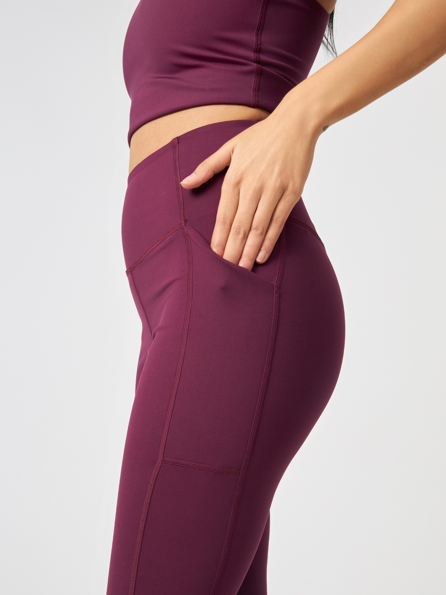 GIRLFRIEND COLLECTIVE Chinohose »Girlfriend Collective Trousers High-rise«