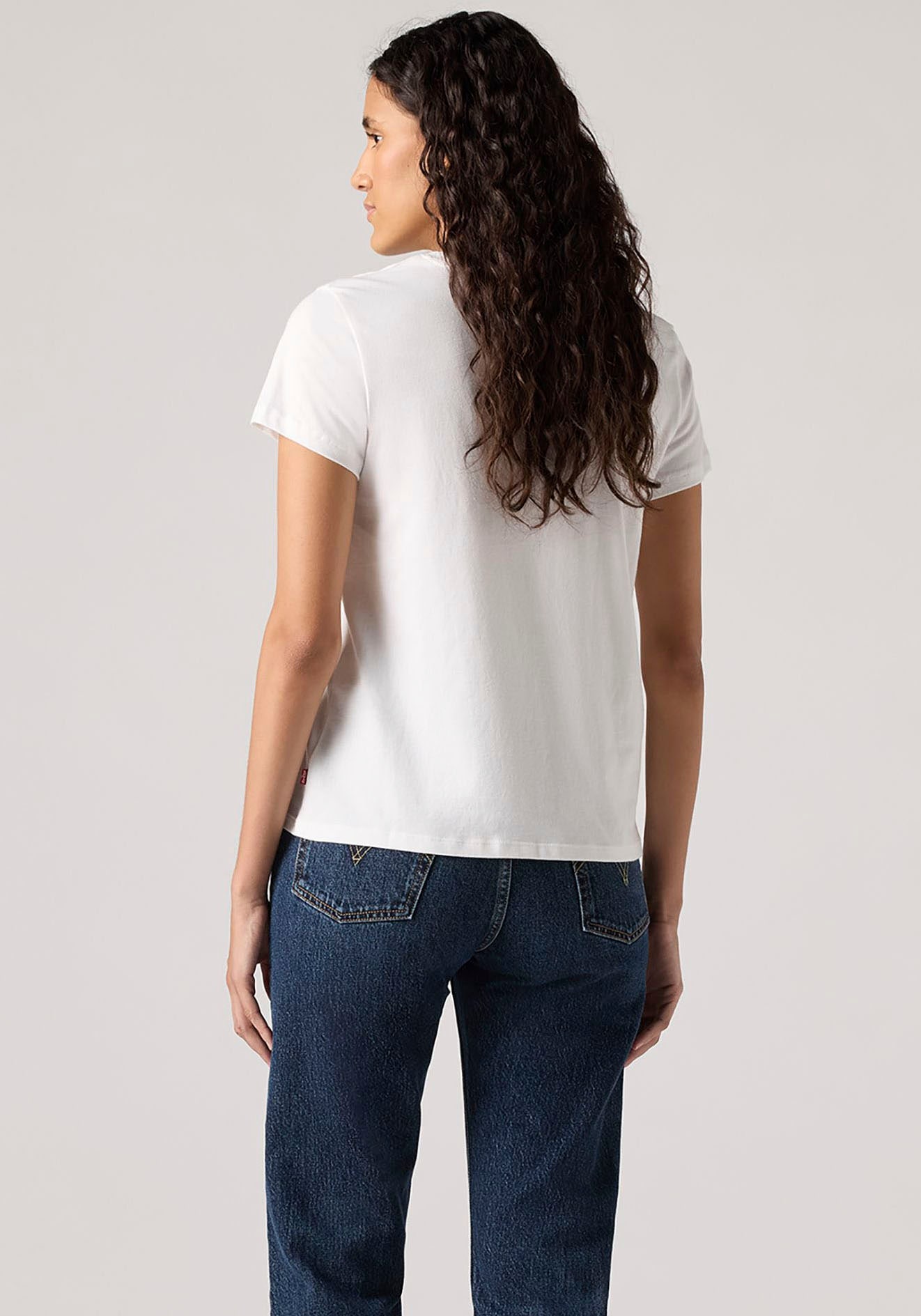 Levi's® T-Shirt »THE PERFECT TEE WHITES«, mit Logoprint