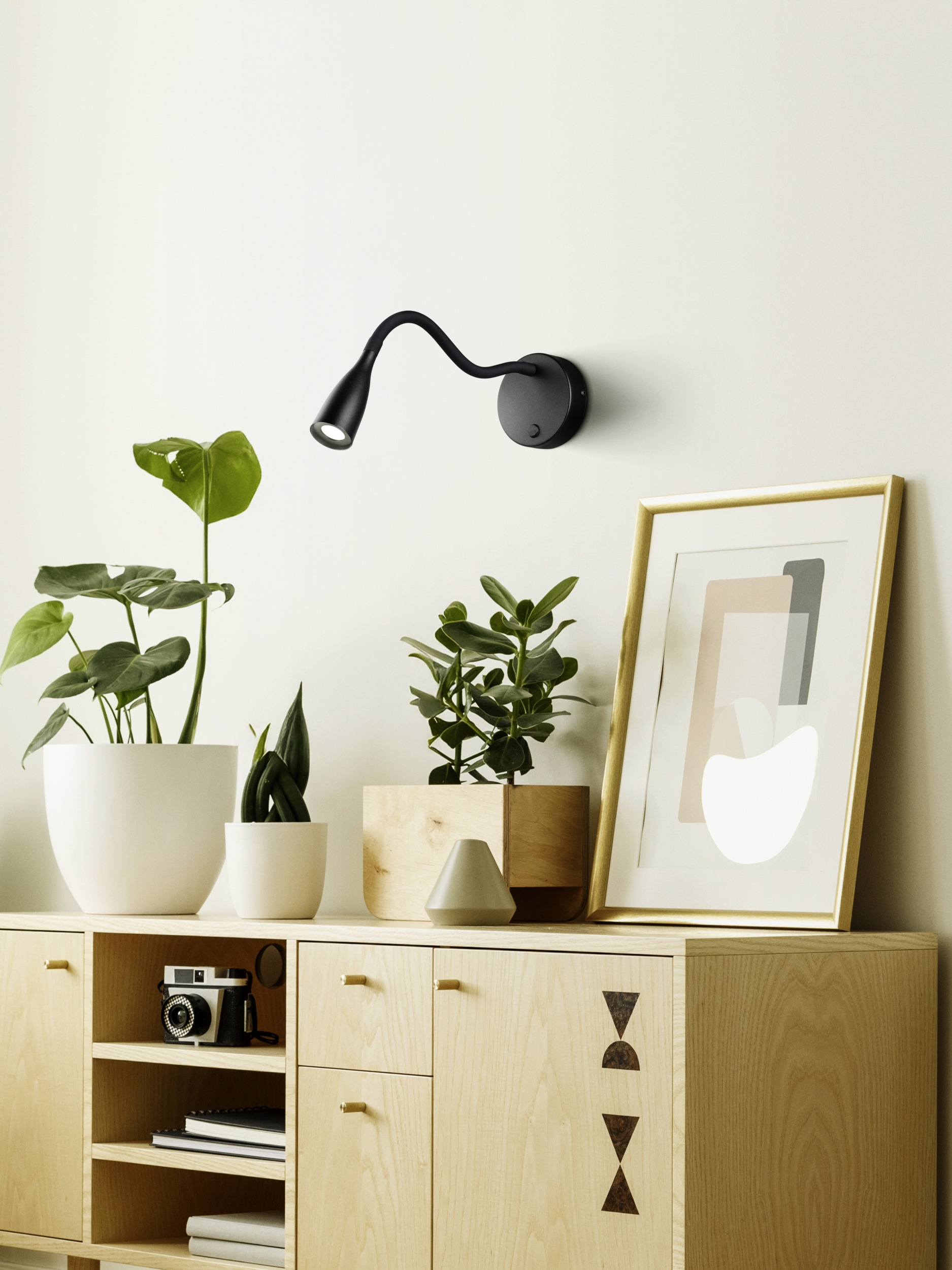 EGLO Wandleuchte »OLIVANDINO Wandlampe - Stahl - LED - 3,8W - IP20« LED-Modul 1 Stk. Warmweiß Wandstrahler, Wandspot, Wohnzimmer, Flur, Schlafzimmer, Ø11 x AL43 cm