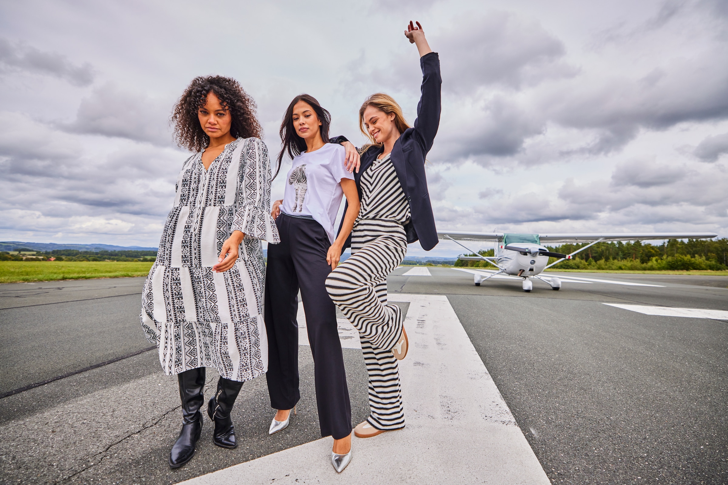 Aniston SELECTED Schlupfhose  mit gestreifen Rundum-Gummizug - NEUE KOLLEKTION