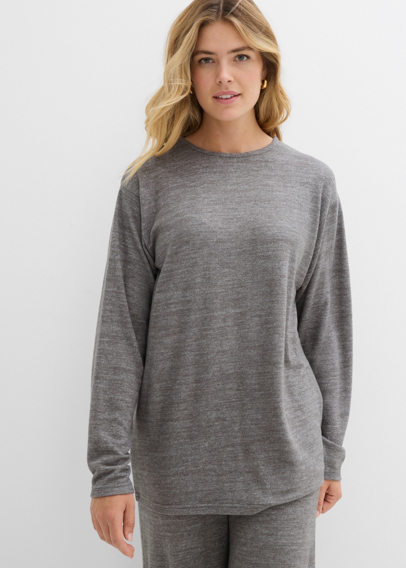 bonprix Longsweatshirt , mit hüftbedeckender Länge, Oversize-Passform
