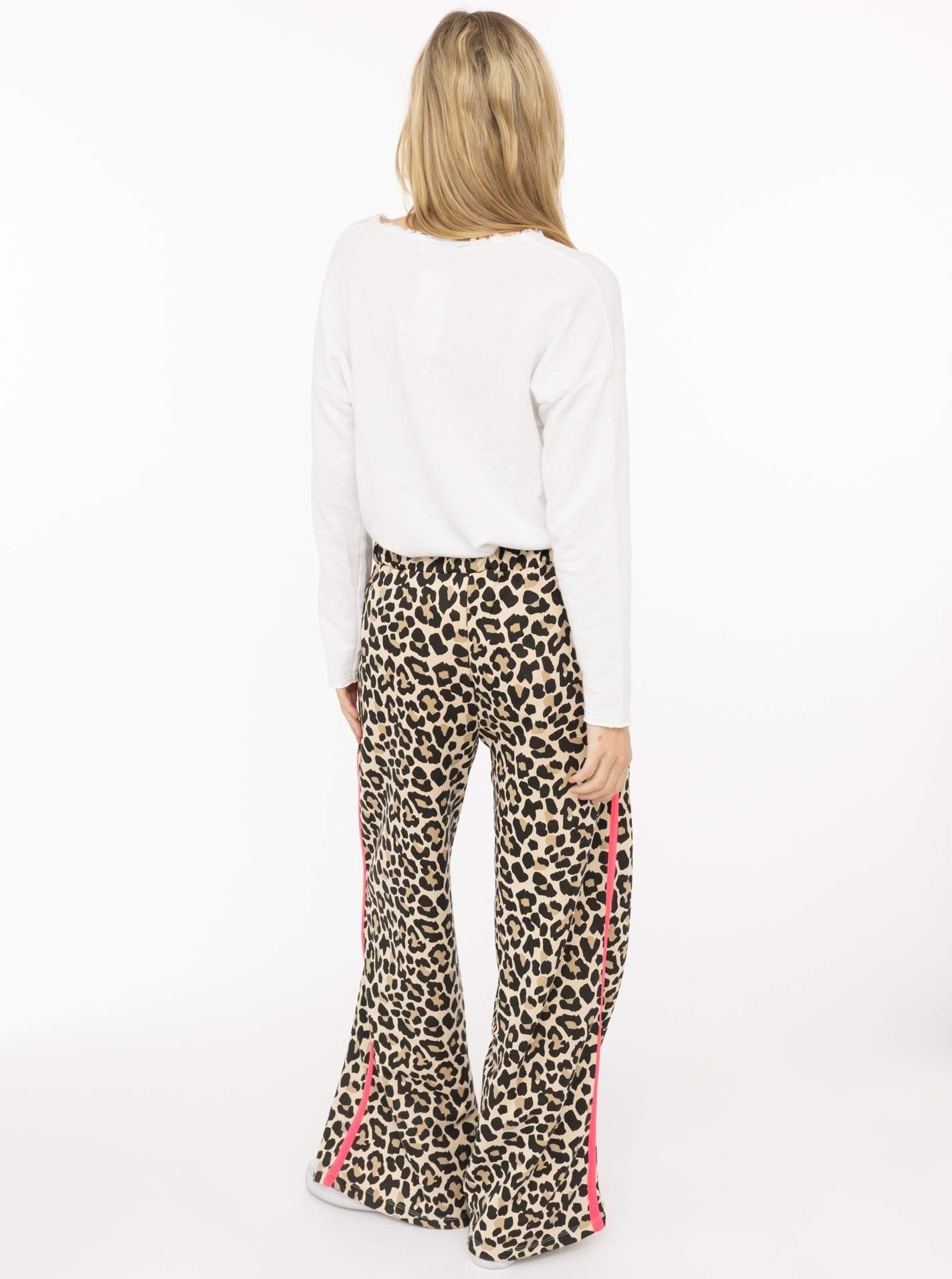 Zwillingsherz Sweathose »"Leo Stripe"«  Leomuster, pinker Seitenstreifen, Kordelzug, Taschen, gerades Bein
