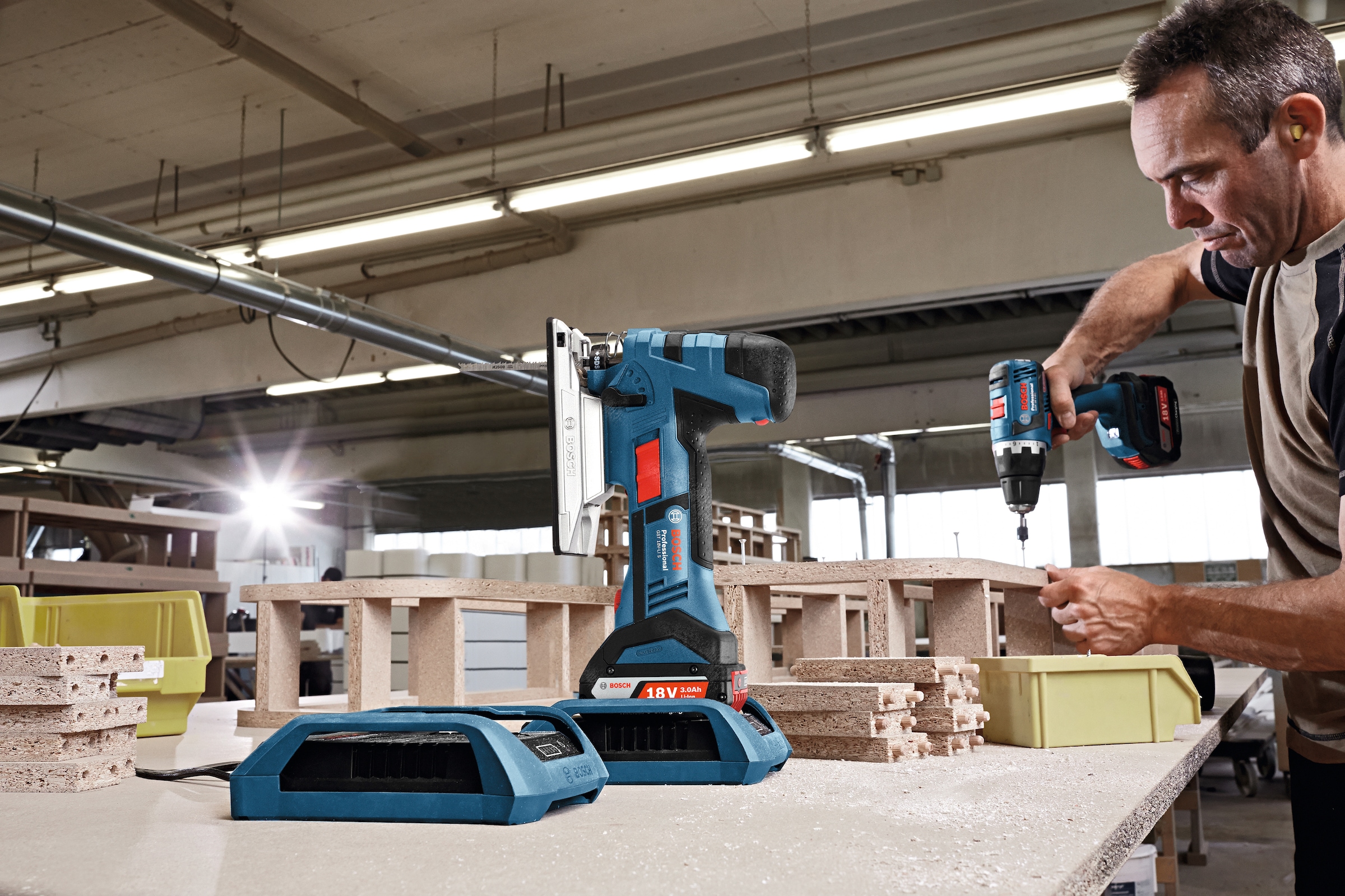 Bosch bestellen 18V-LI | und BAUR Ladegerät »GST ohne S Pro«, Akku-Stichsäge online Professional Akku