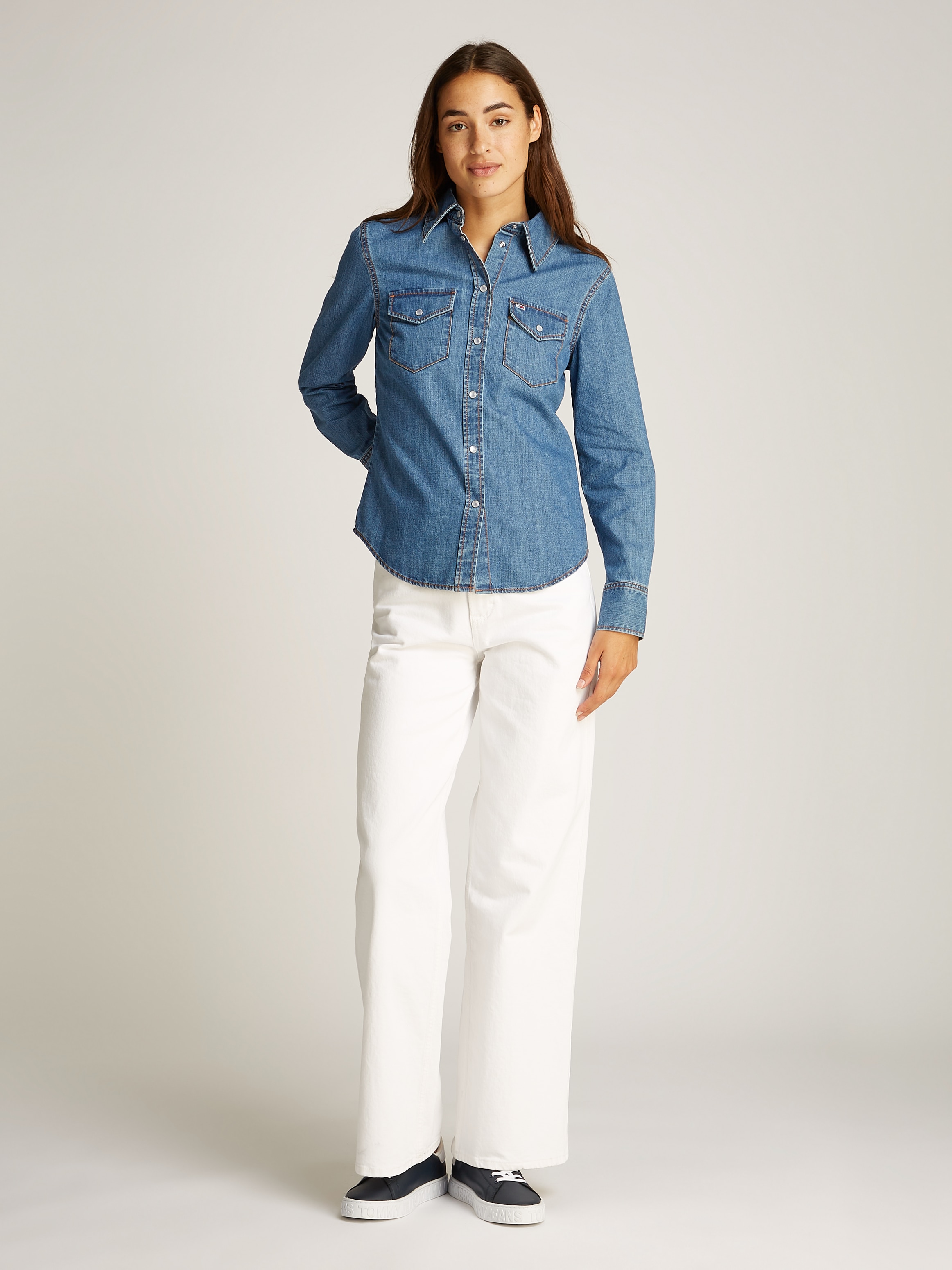 Tommy Jeans Jeansbluse »REGULAR WESTERN SHIRT«, mit Logostickerei