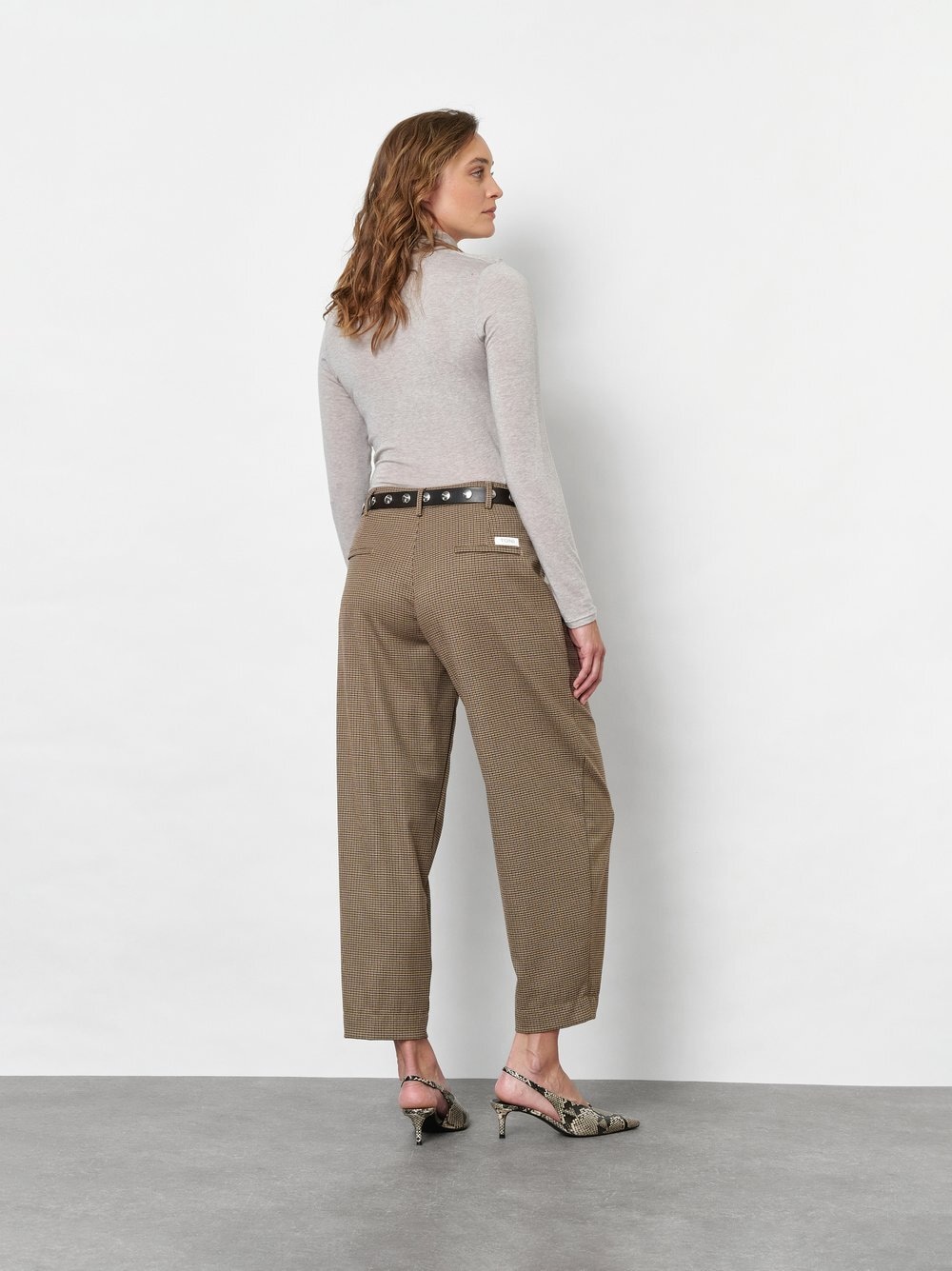 TONI Boyfriend-Hose »Elli Barrel«  mit feinem Pepitamuster