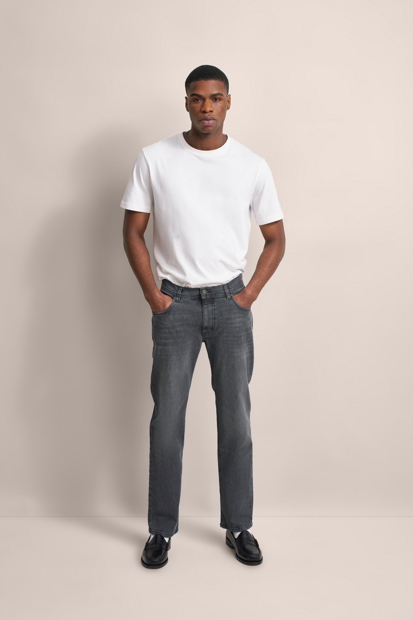 Bugatti Basic Essential 5-Pocket Jeans Dark Grey 33/30 3