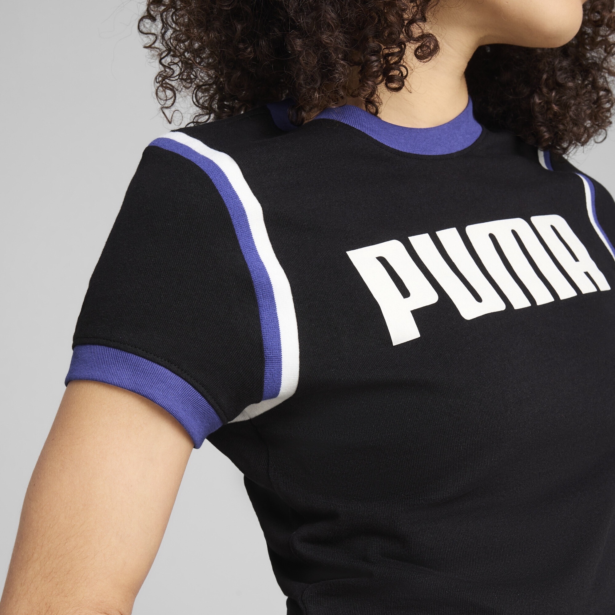 PUMA T-Shirt »FUTURE.PUMA.ARCHIVE Kurzes figurbetontes T-Shirt Damen«