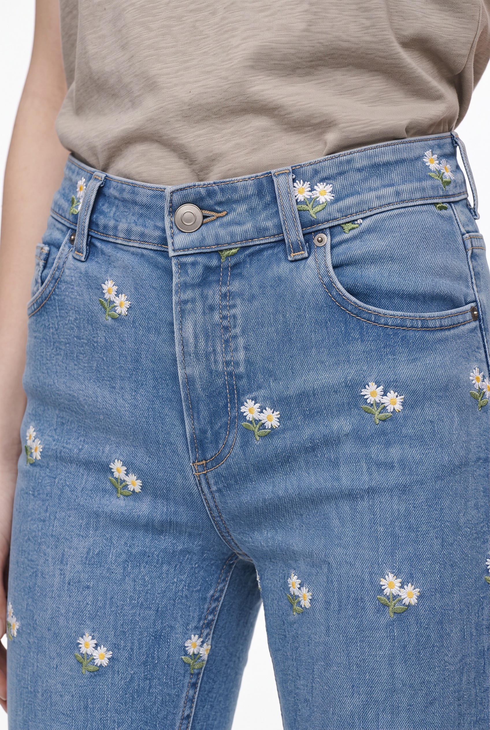 ONLY Skinny-fit-Jeans »ONLHUSH MW EMB RW ANK SKINNY DNM« Baumwollmischung, slim fit, Allover Stickerei, offener Saum