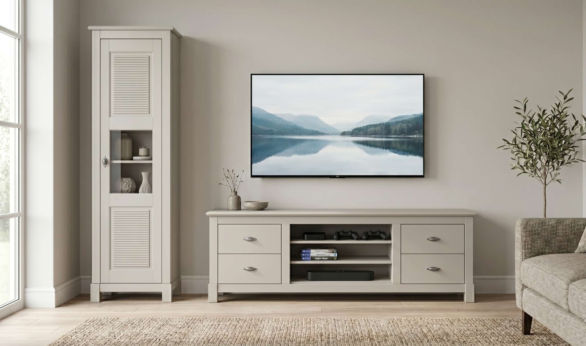 OTTO home Lowboard »Rauna, TV-Bank, TV-Kommode, Landhausstil« Breite 200 cm, FSC®-zertifiziertes Massivholz, Kiefer