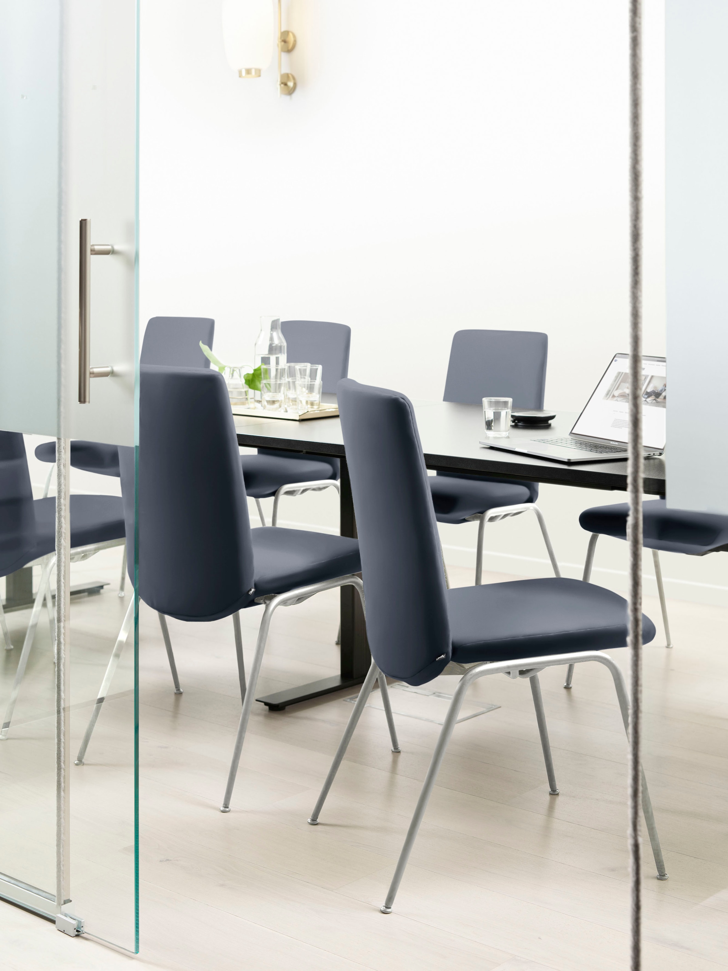 Stressless Polsterstuhl "Laurel" () Low Back, Größe L, mit Beinen aus Stahl in Schwarz matt