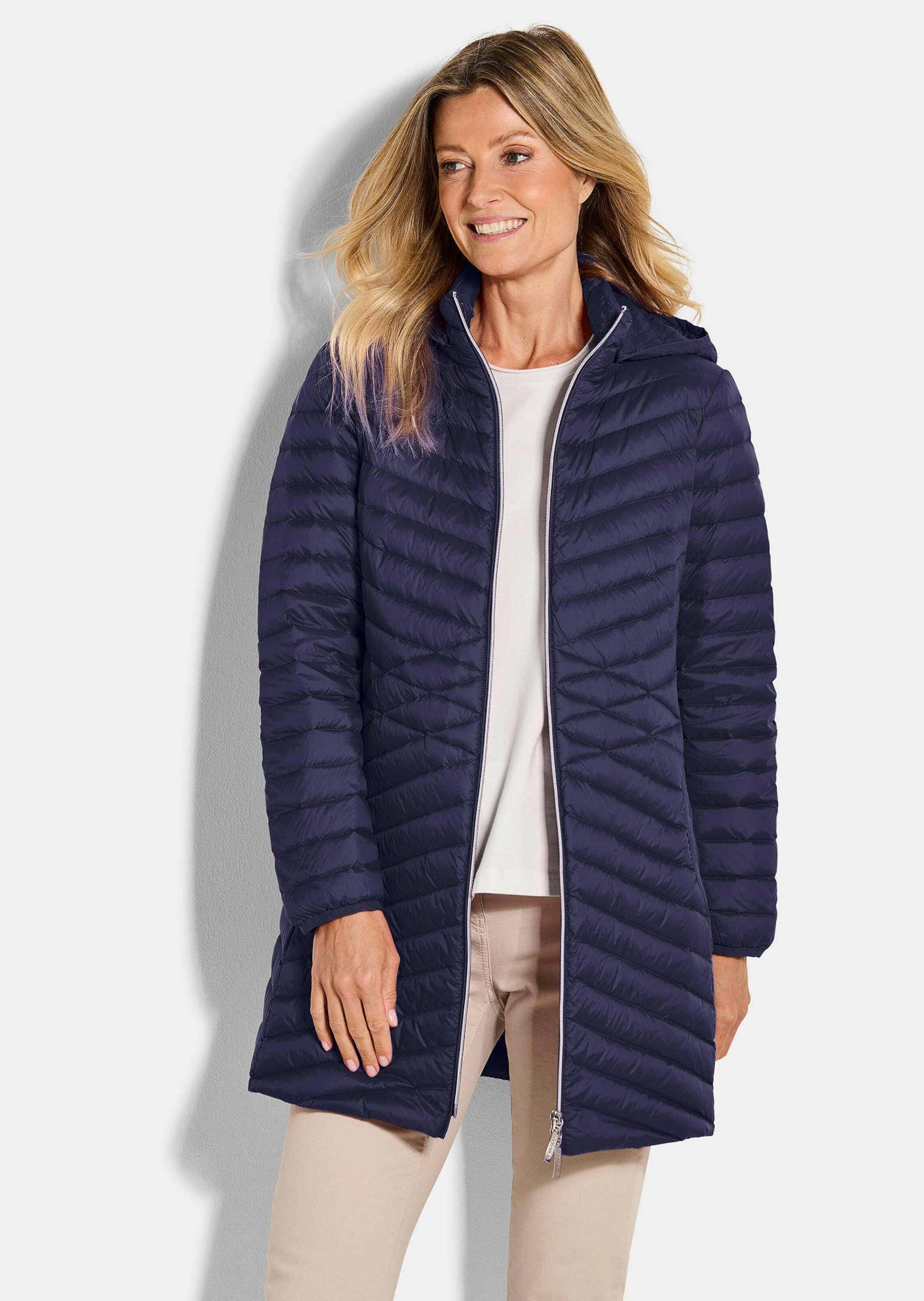 Thumbnail - GOLDNER Winterjacke "Kurzgröße Gefütterter langer Mantel mit Kapuze" mit femininer Steppung