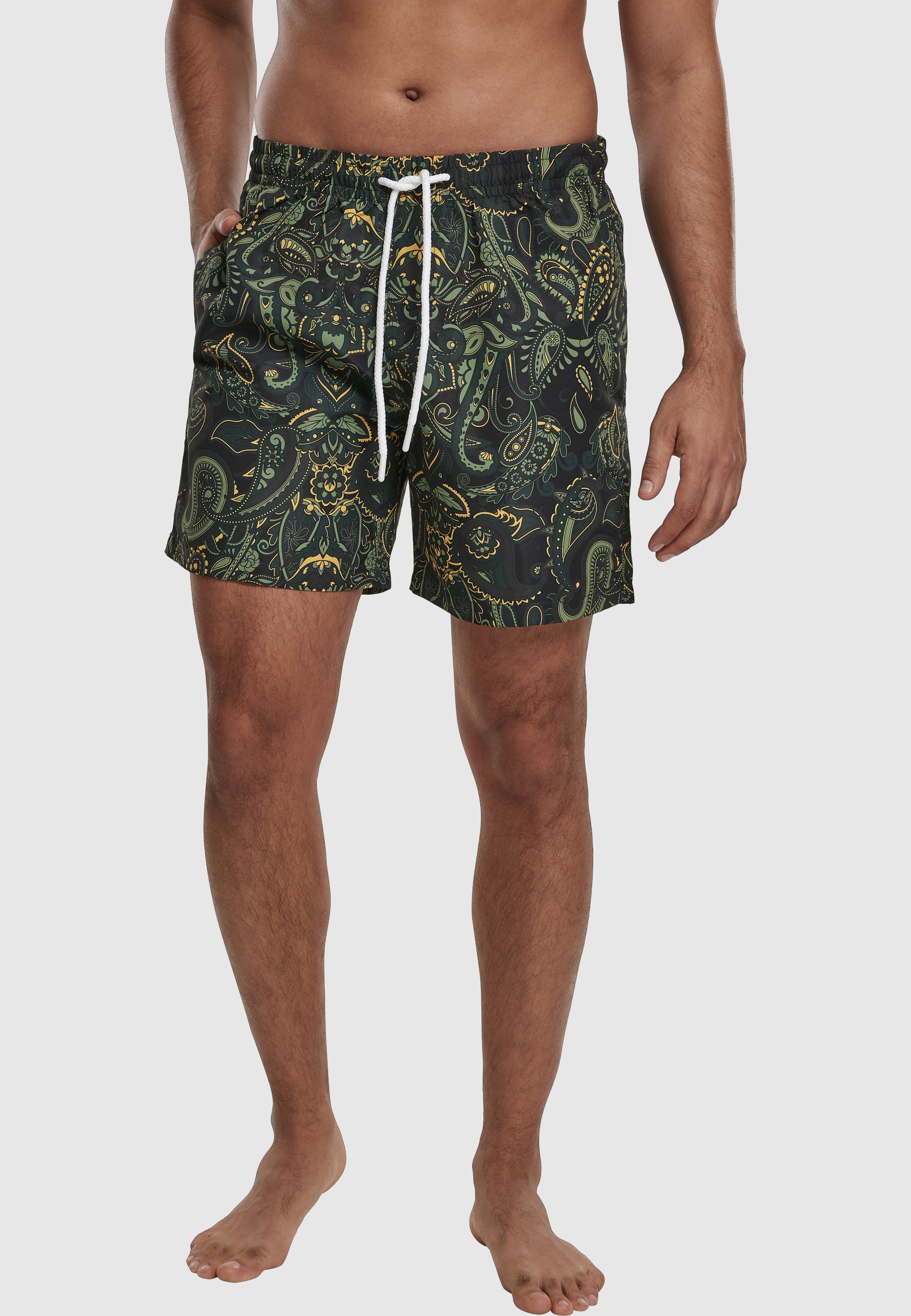 URBAN CLASSICS Badeshorts »Urban Classics Herren Paisley Swim Shorts«