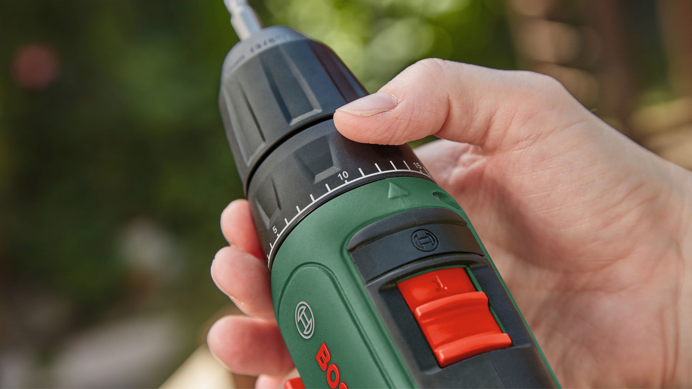 Bosch Home & Garden Akku-Schrauber »EasyDrill 1200«, mit 2 Akkus und Ladegerät