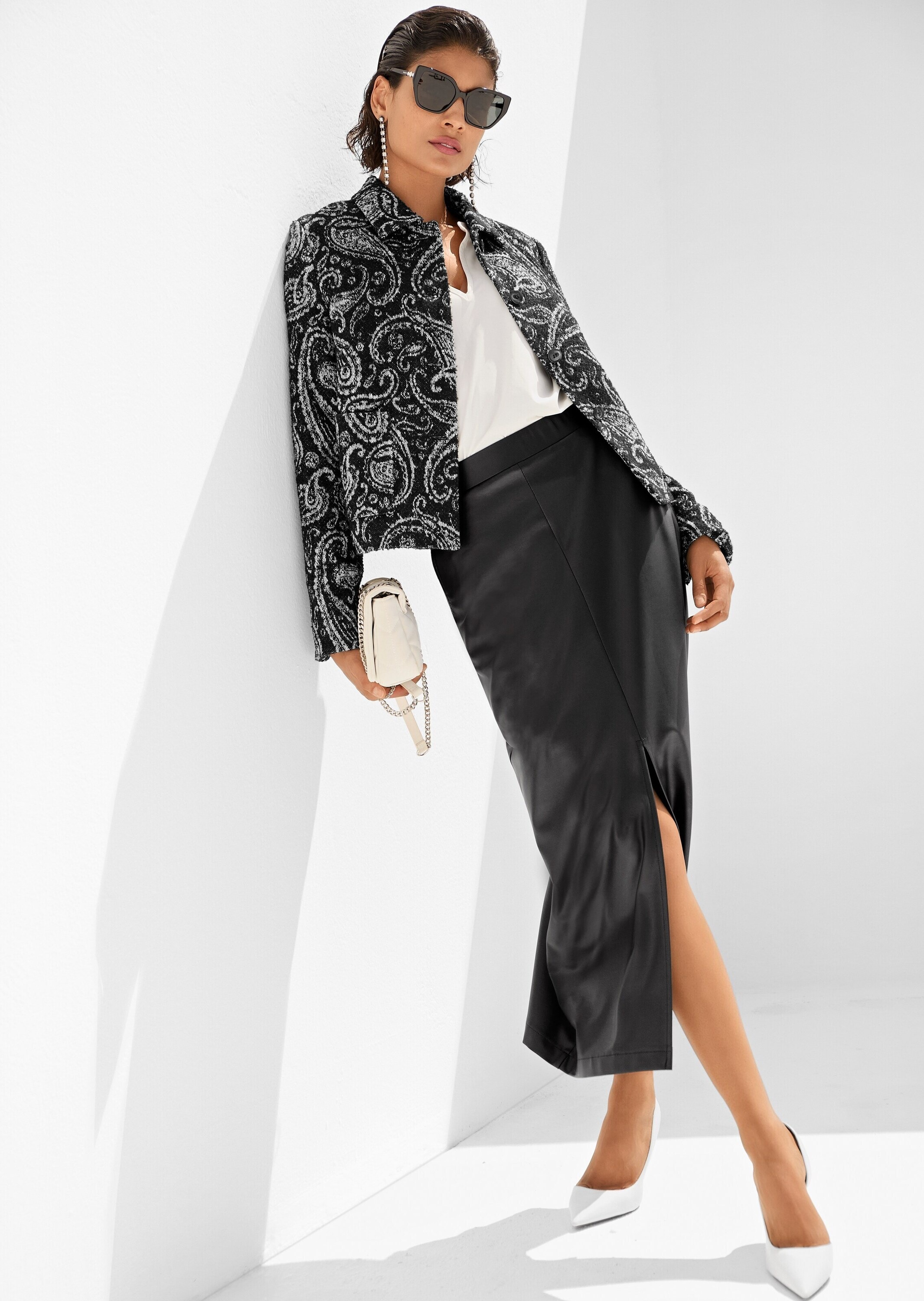 MADELEINE Short Blazer Black/Off-White Size 46 3