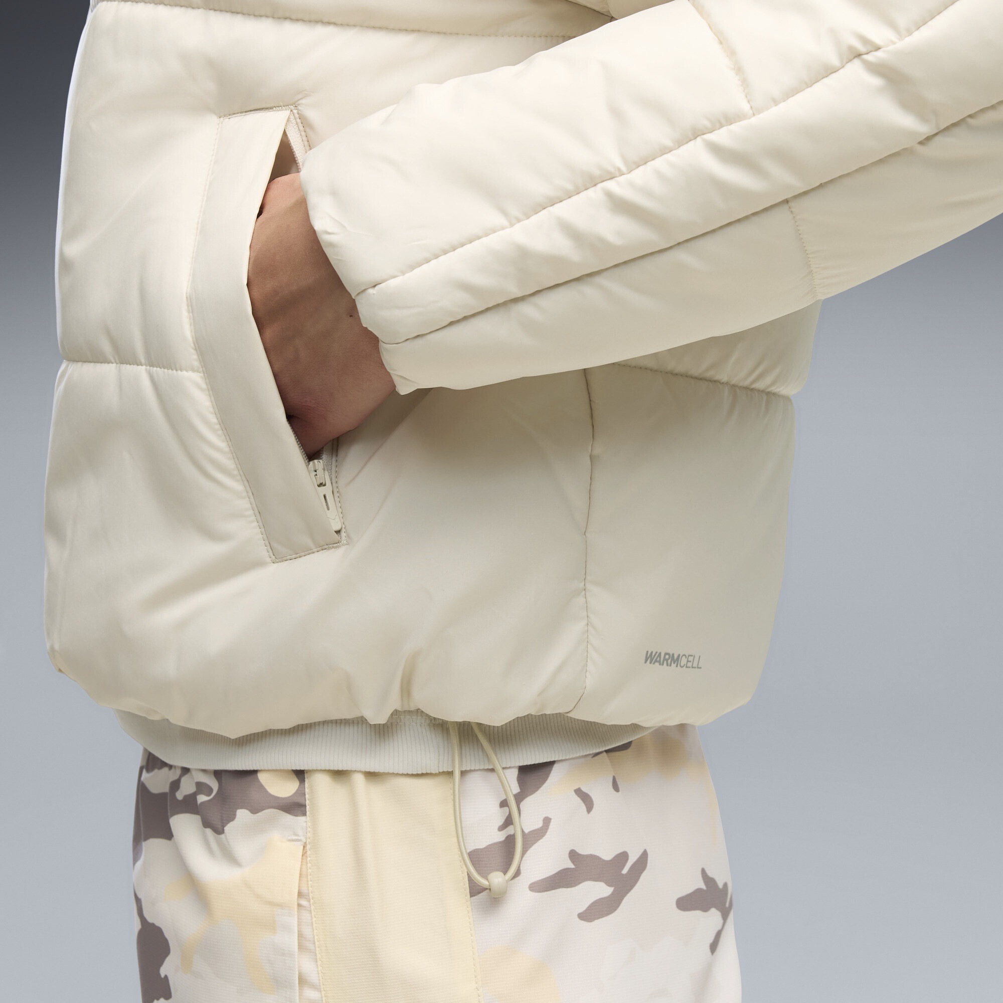 PUMA Winterjacke »Essentials Relaxed Wattierte Kapuzenjacke Damen«