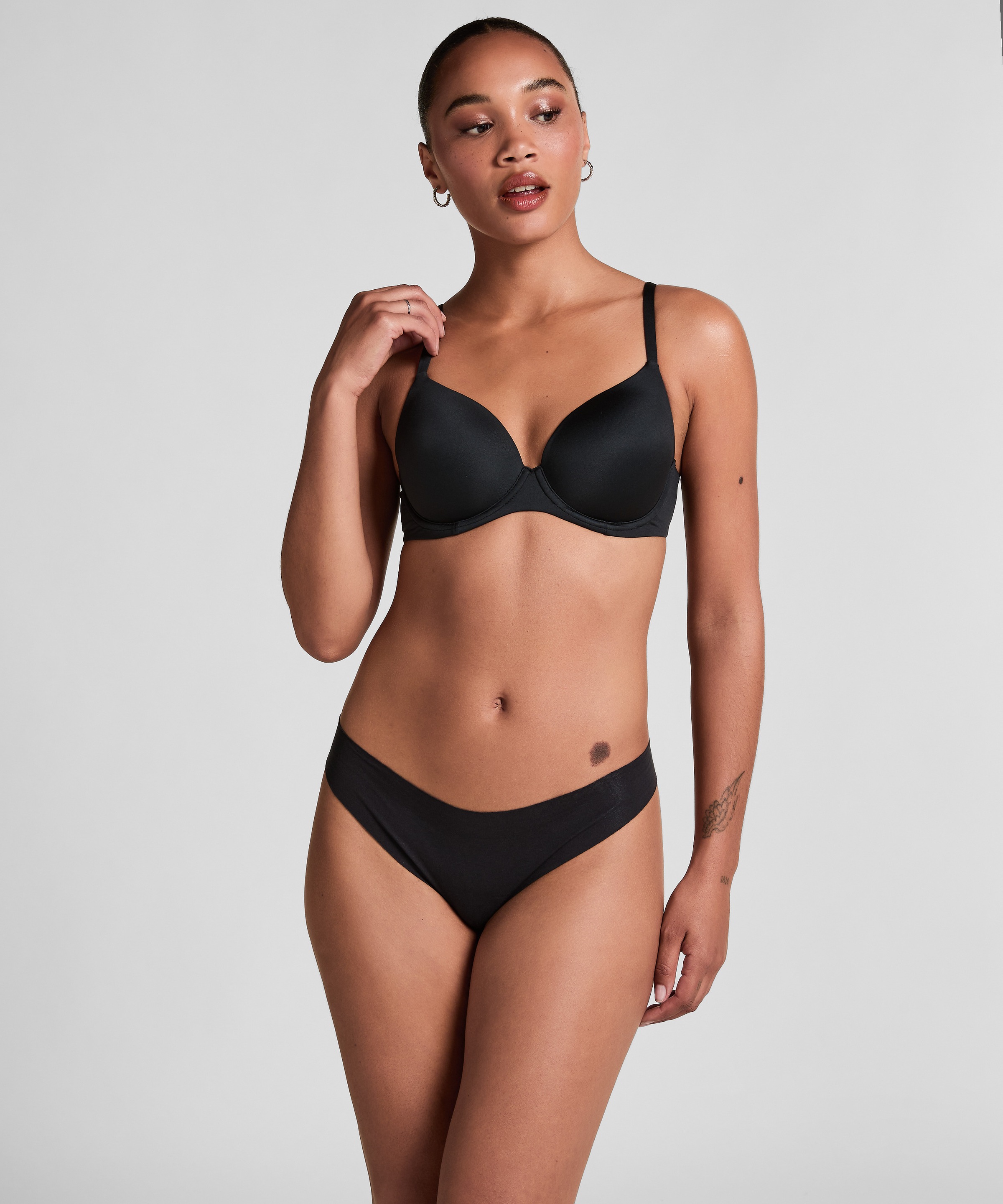 Hunkemöller Gemoldeter BH »Vorgeformter Bügel-BH Super soft«