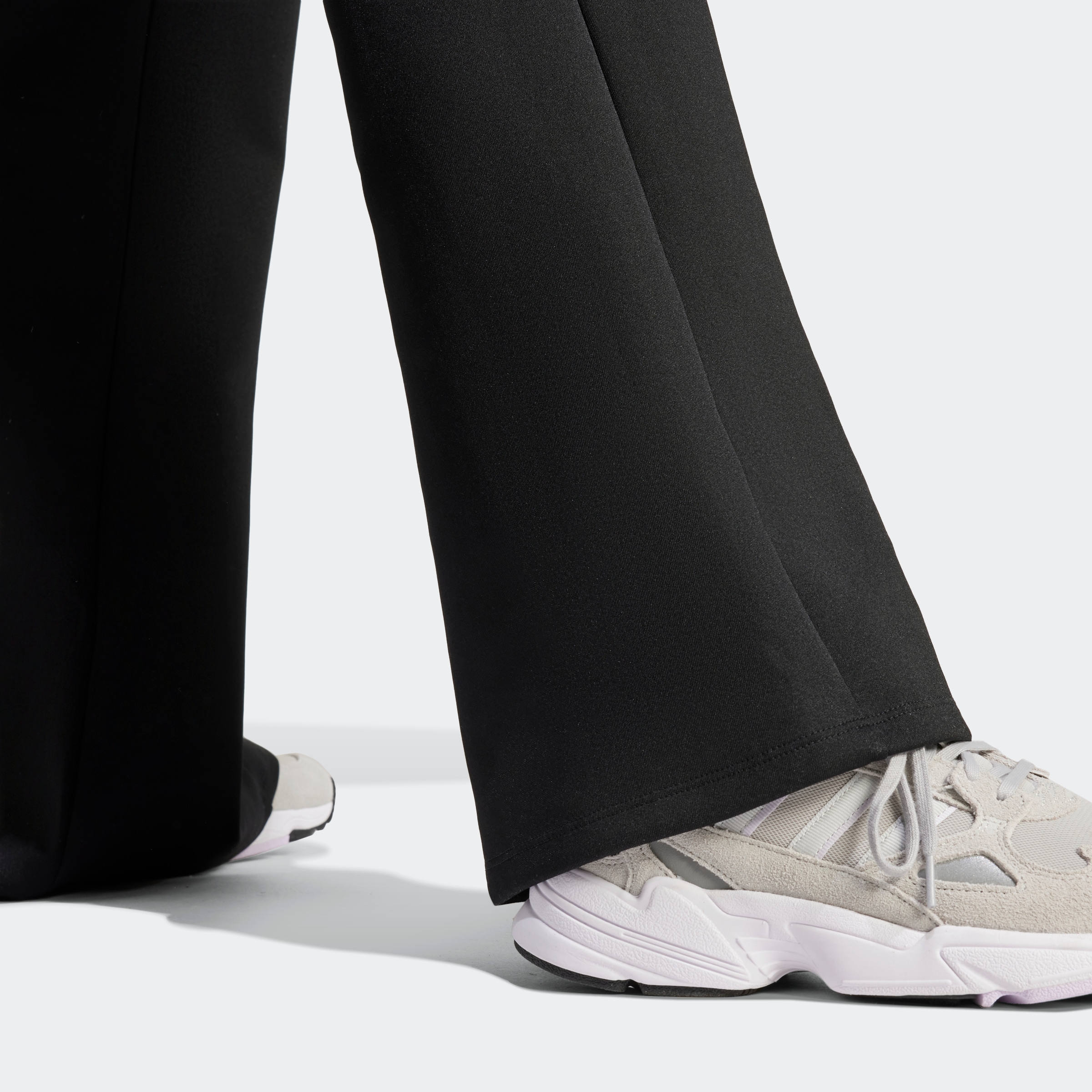adidas Originals Sporthose »FLARED PANTS«, (1 tlg.)